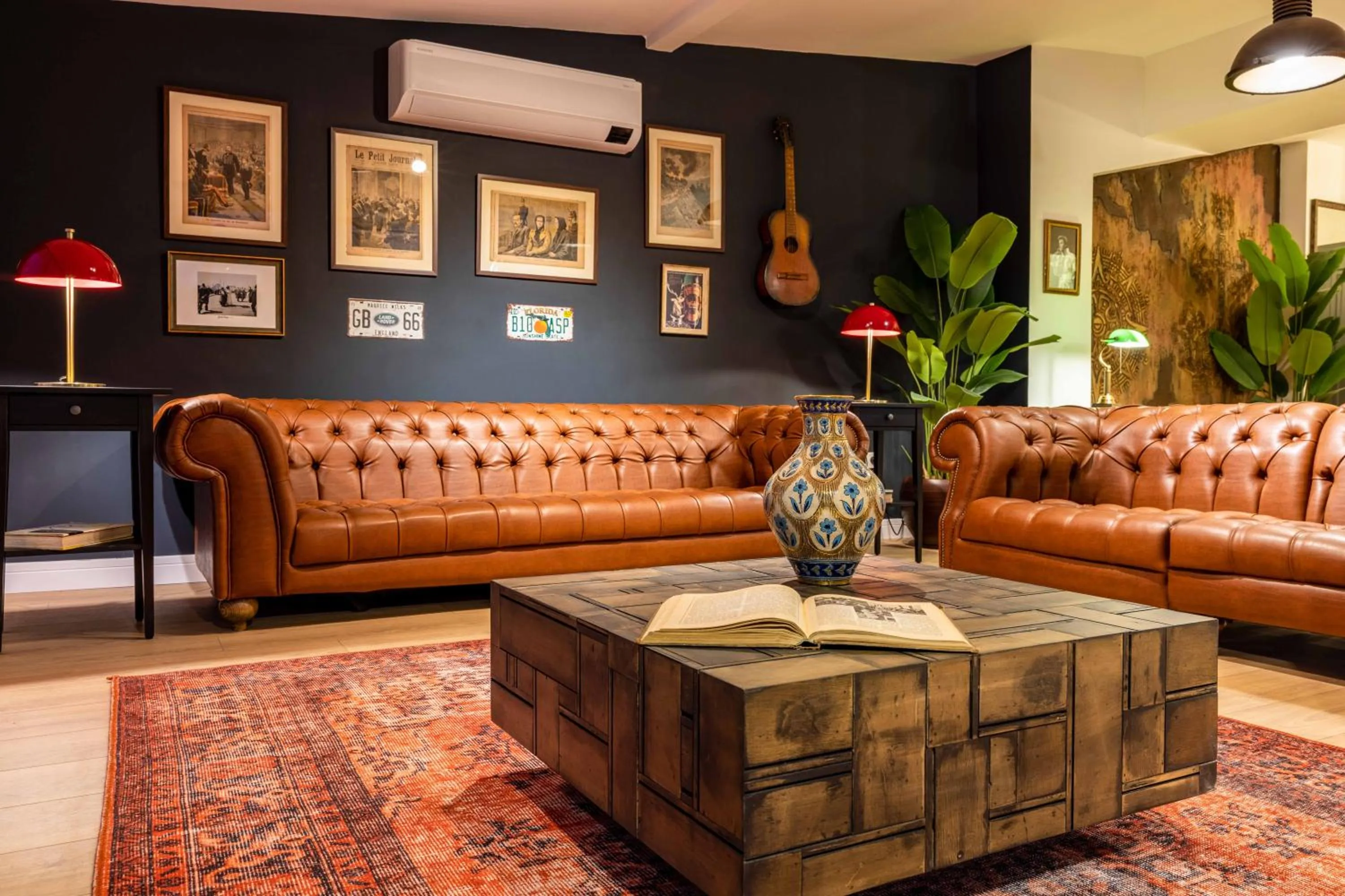 Living room in Monnas Suite