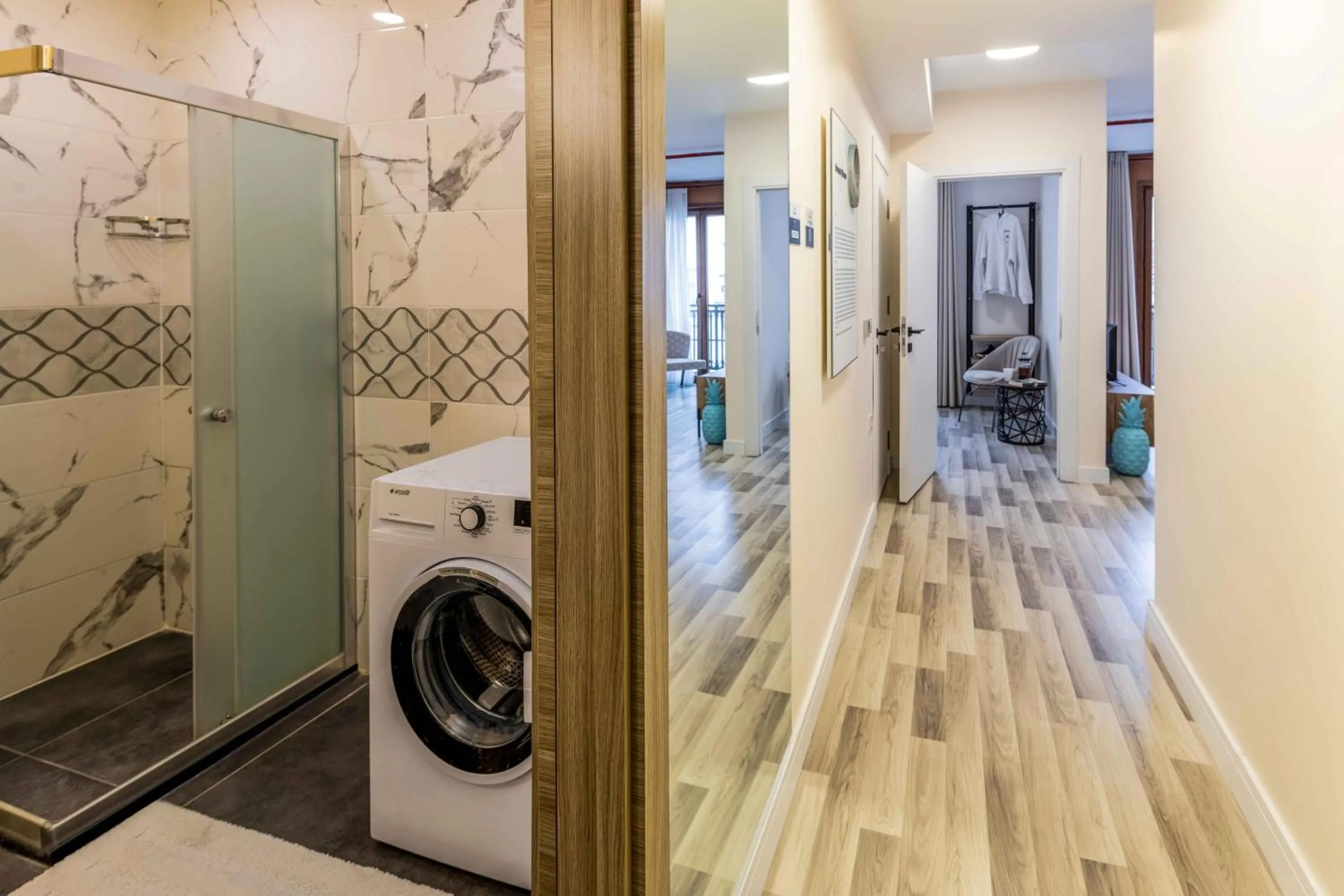 Bathroom in Monnas Suite