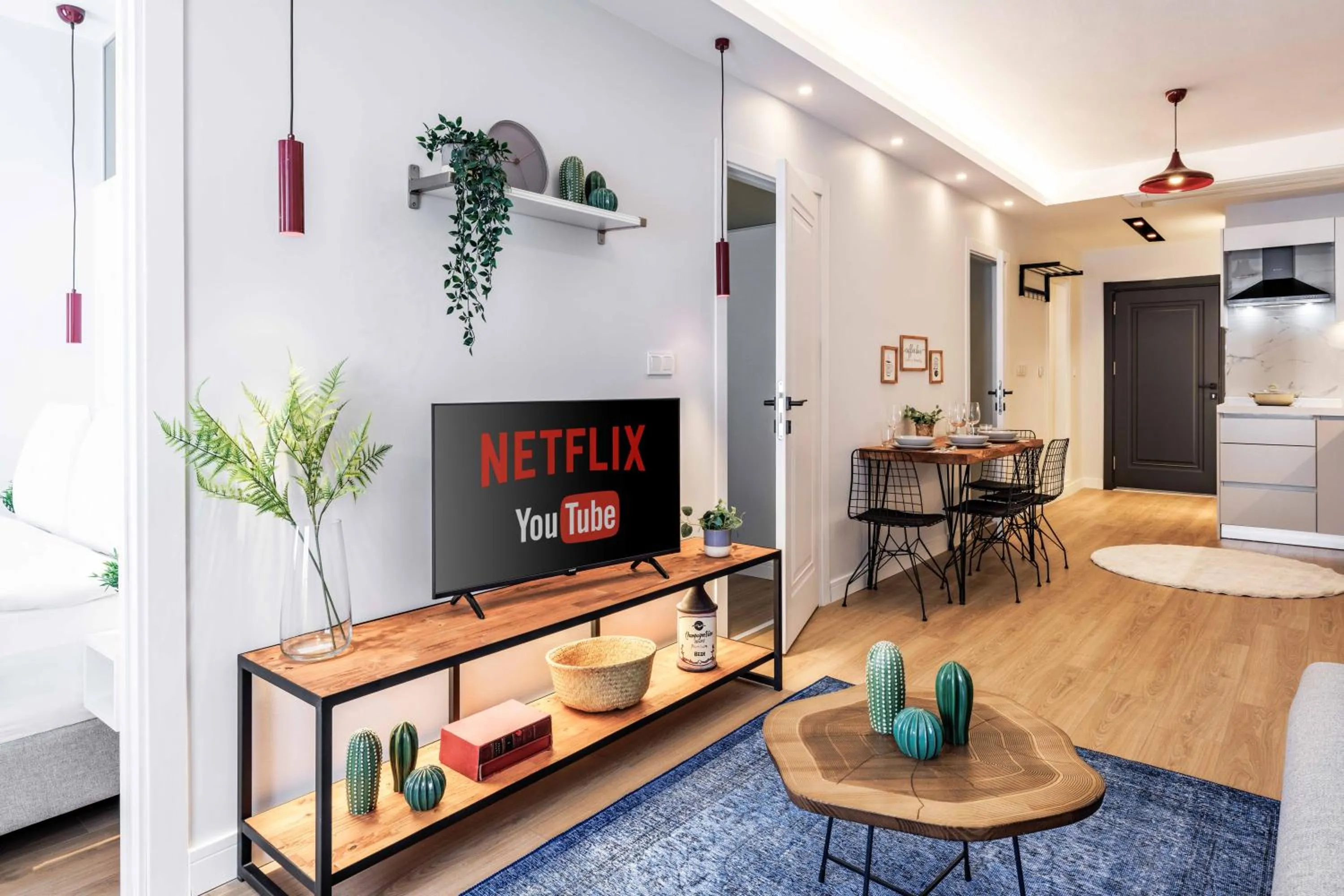 TV and multimedia in Monnas Suite