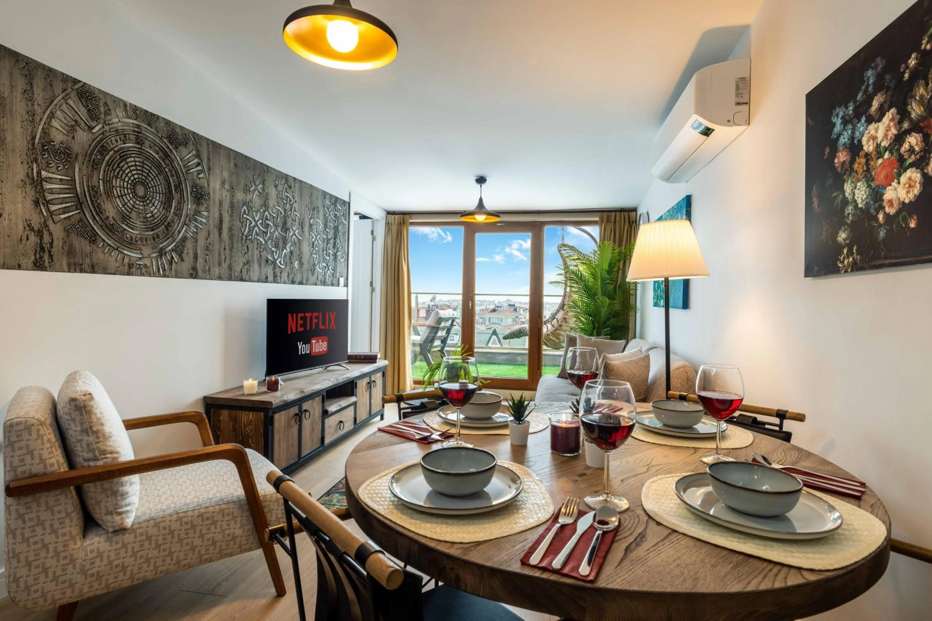 TV and multimedia in Monnas Suite