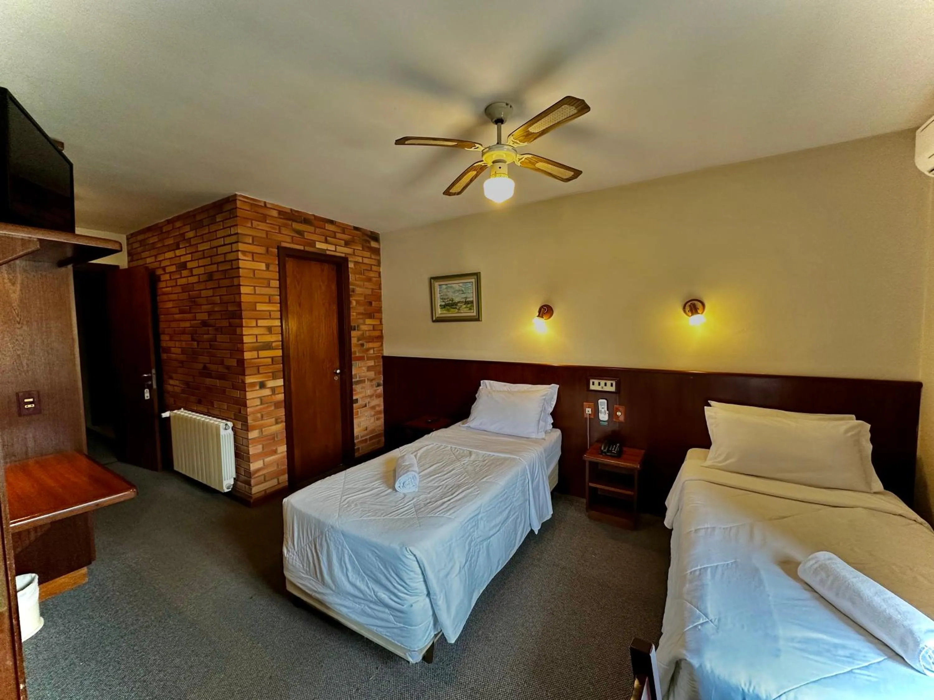 Bedroom, Bed in Natur Hotel - 700m da Rua Coberta