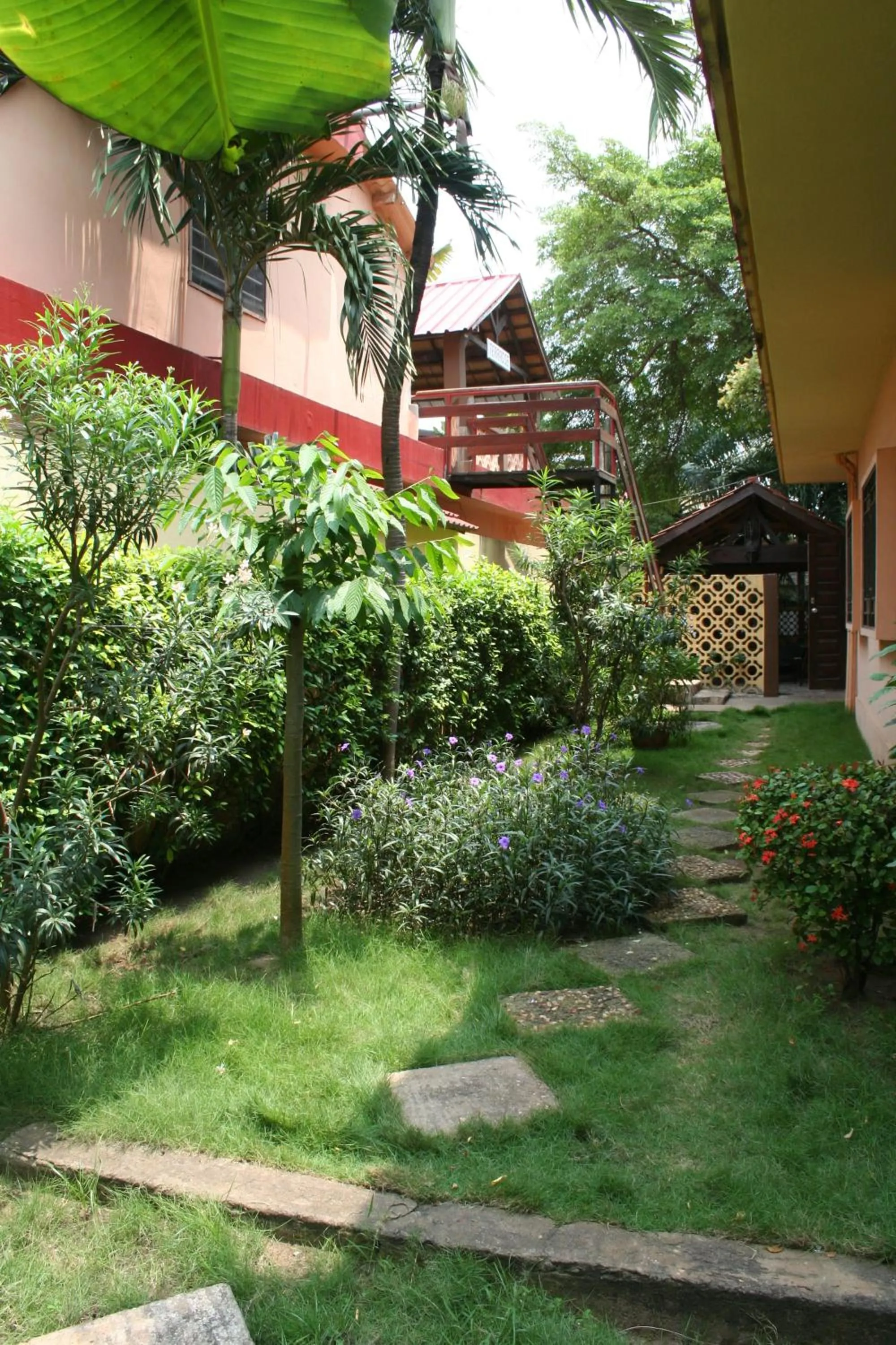 Property building in Hotel Aurore Lomé