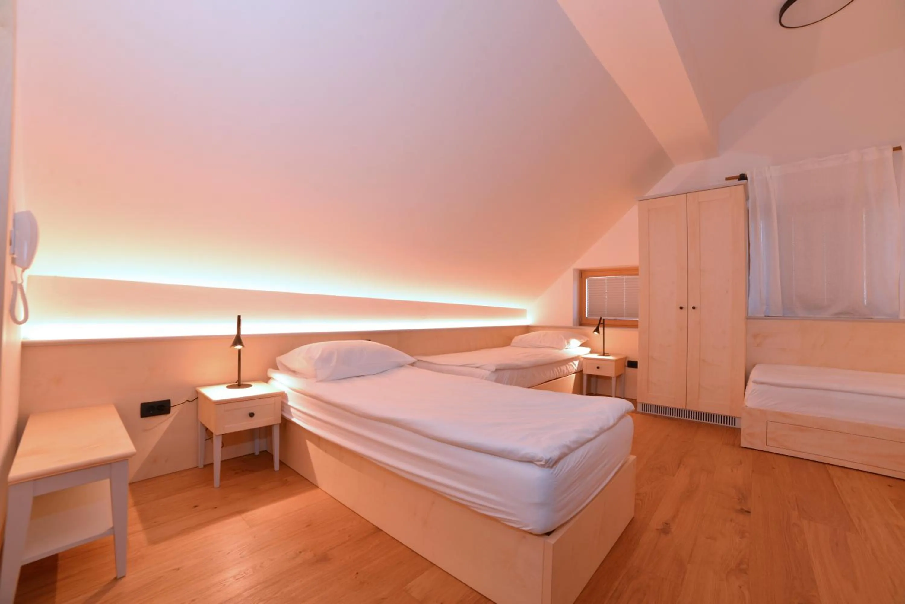 Photo of the whole room, Bed in Guesthouse Les