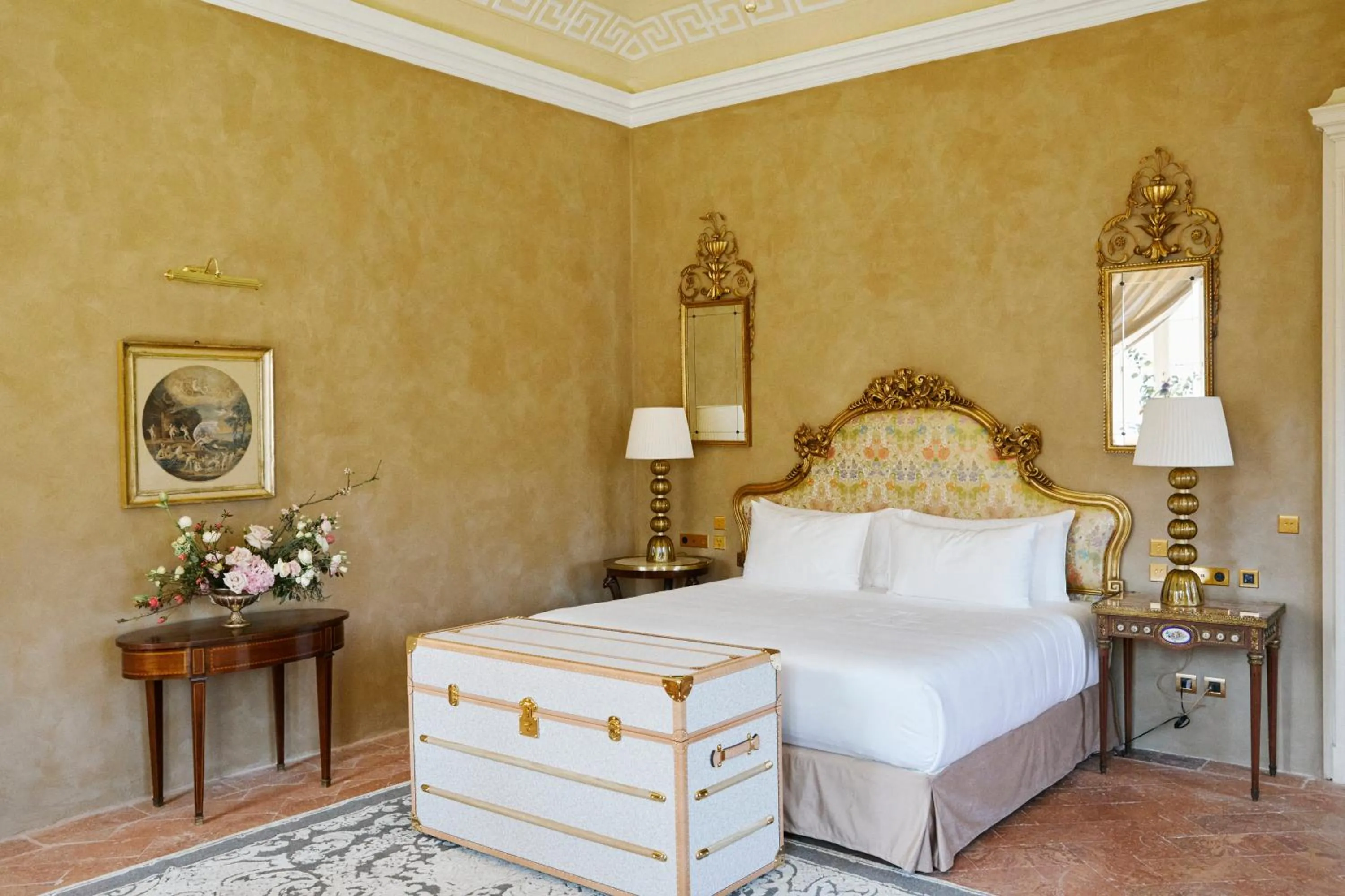 Bedroom, Bed in Passalacqua