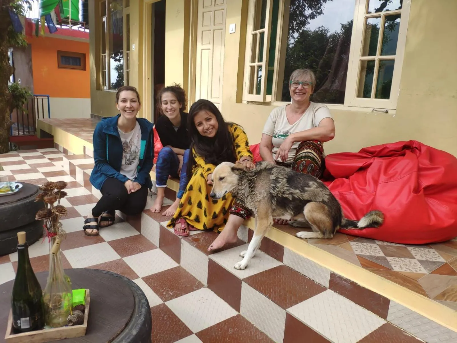 People in The Unmad - Dharamkot