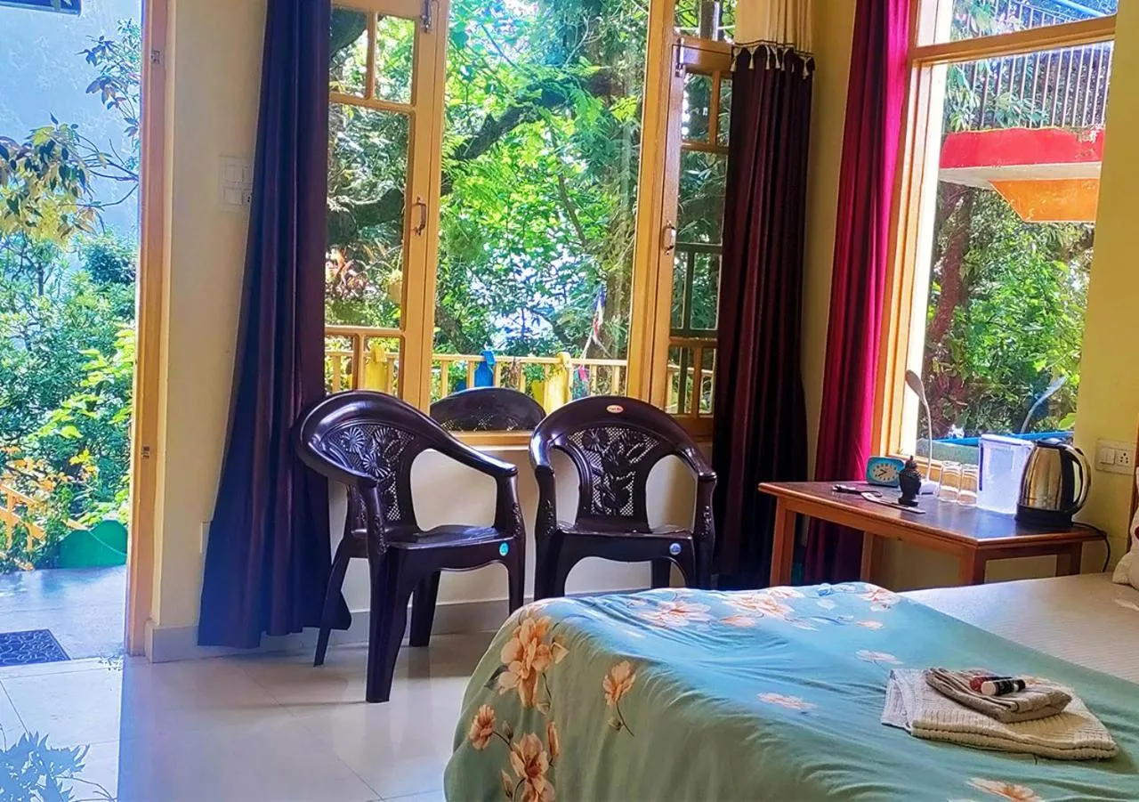 Bed in The Unmad - Dharamkot