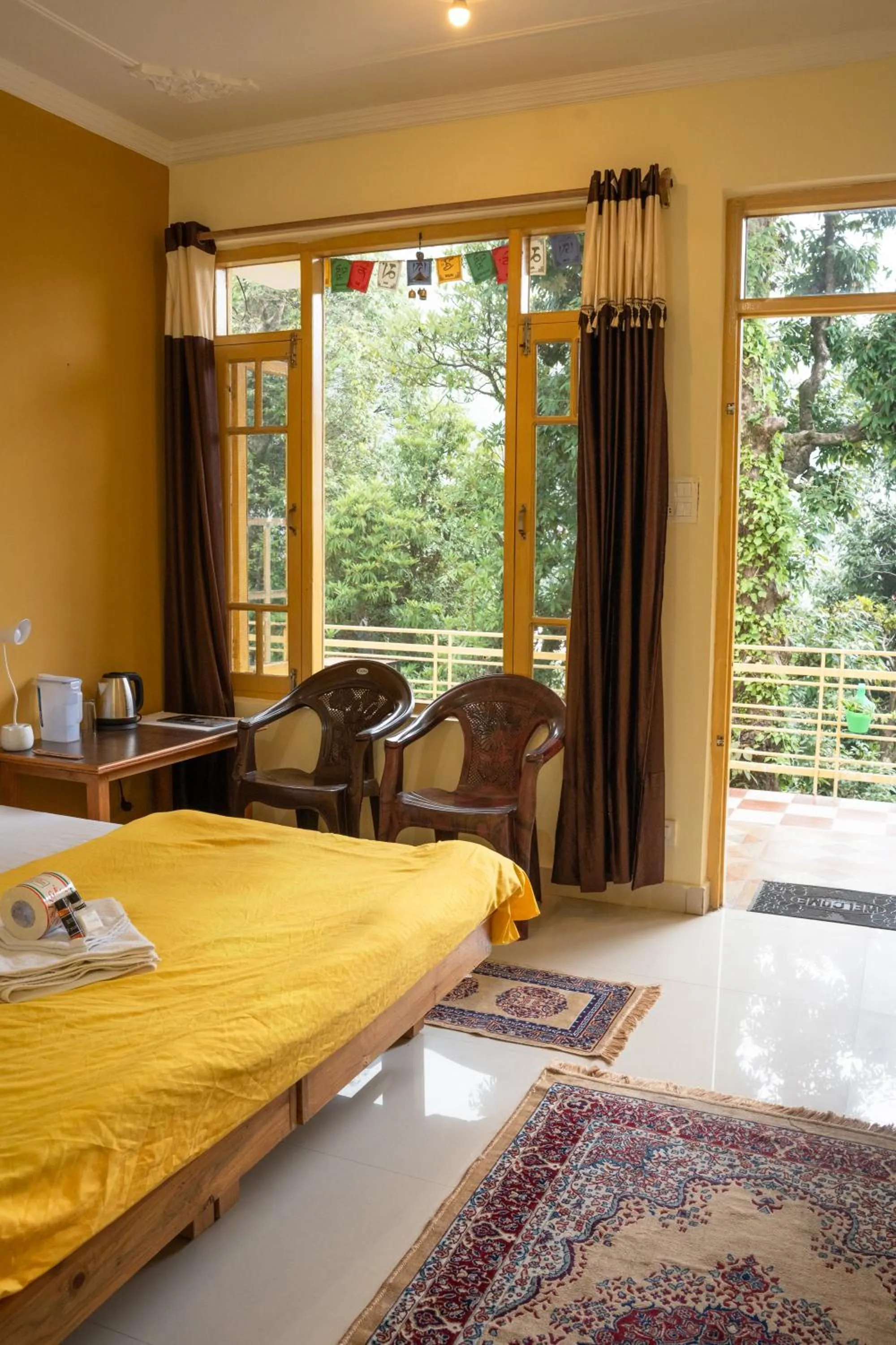 View (from property/room), Bed in The Unmad - Dharamkot