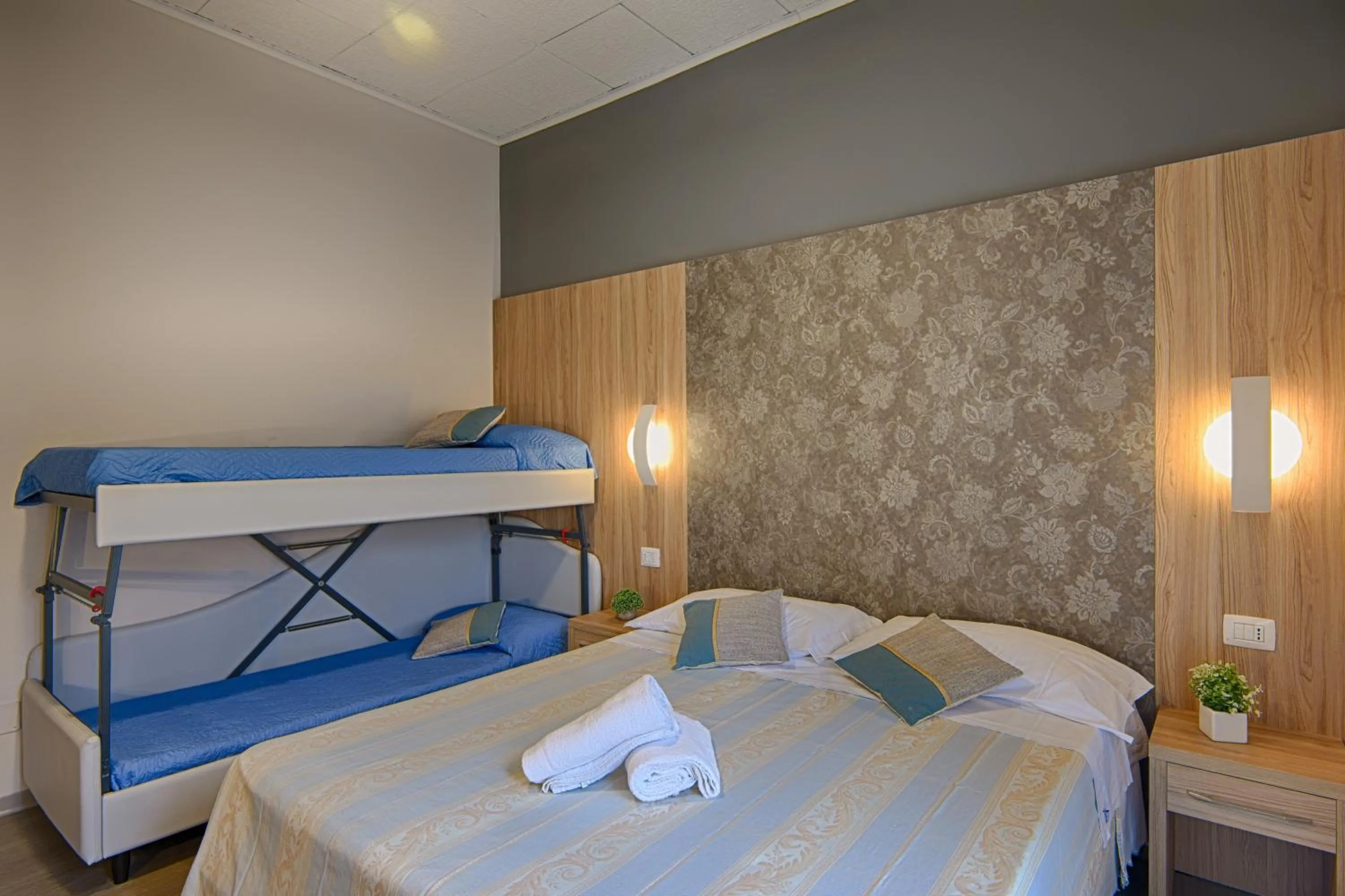 Bed in Hotel Madison