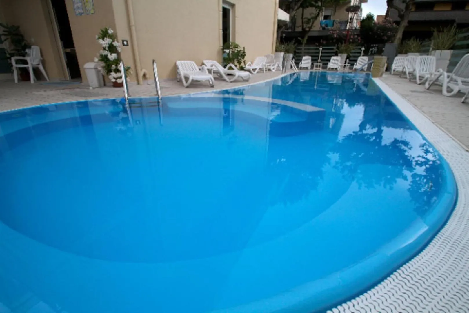 Swimming pool in Hotel Madison