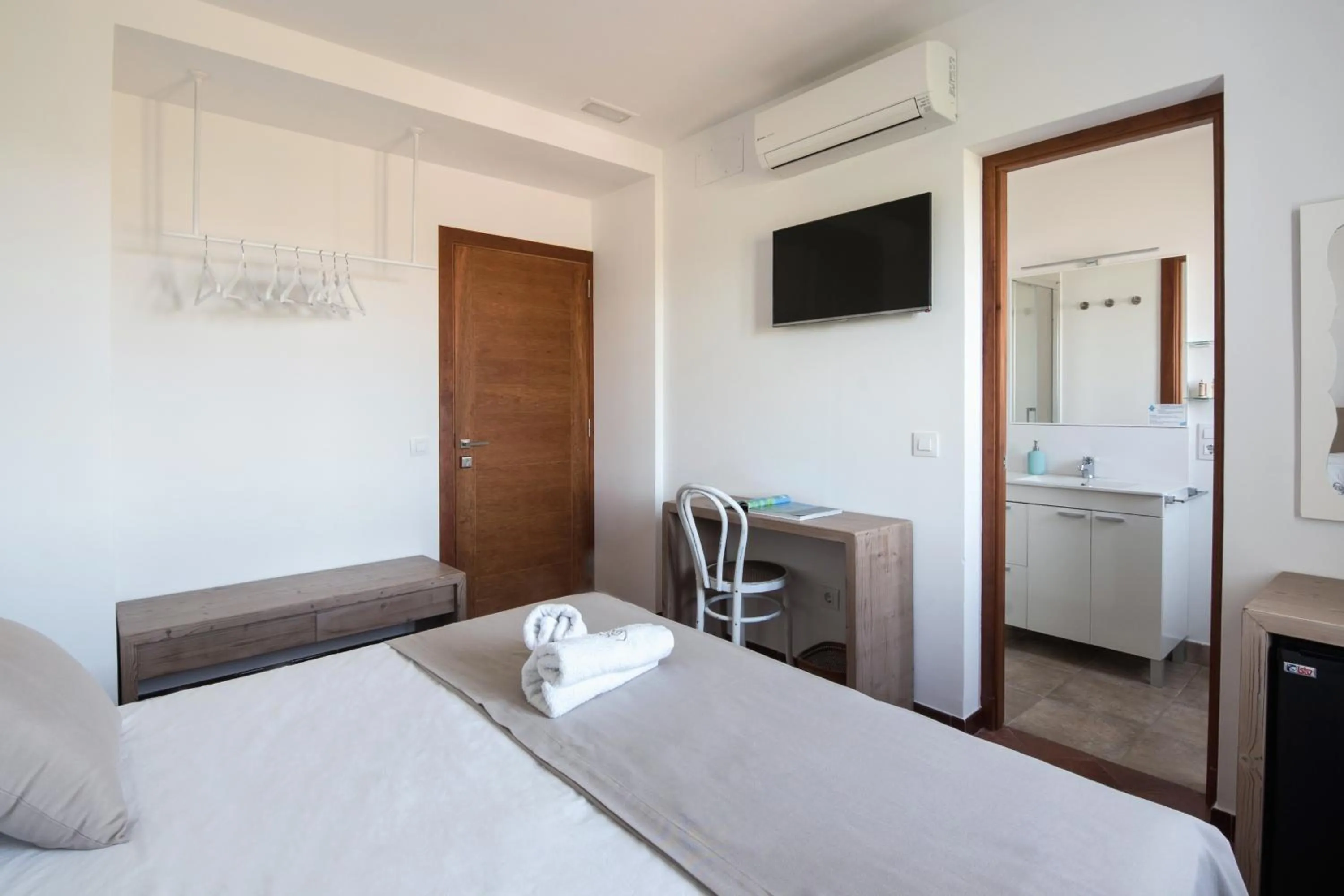 TV and multimedia, Bed in Agroturismo Son Juaneda