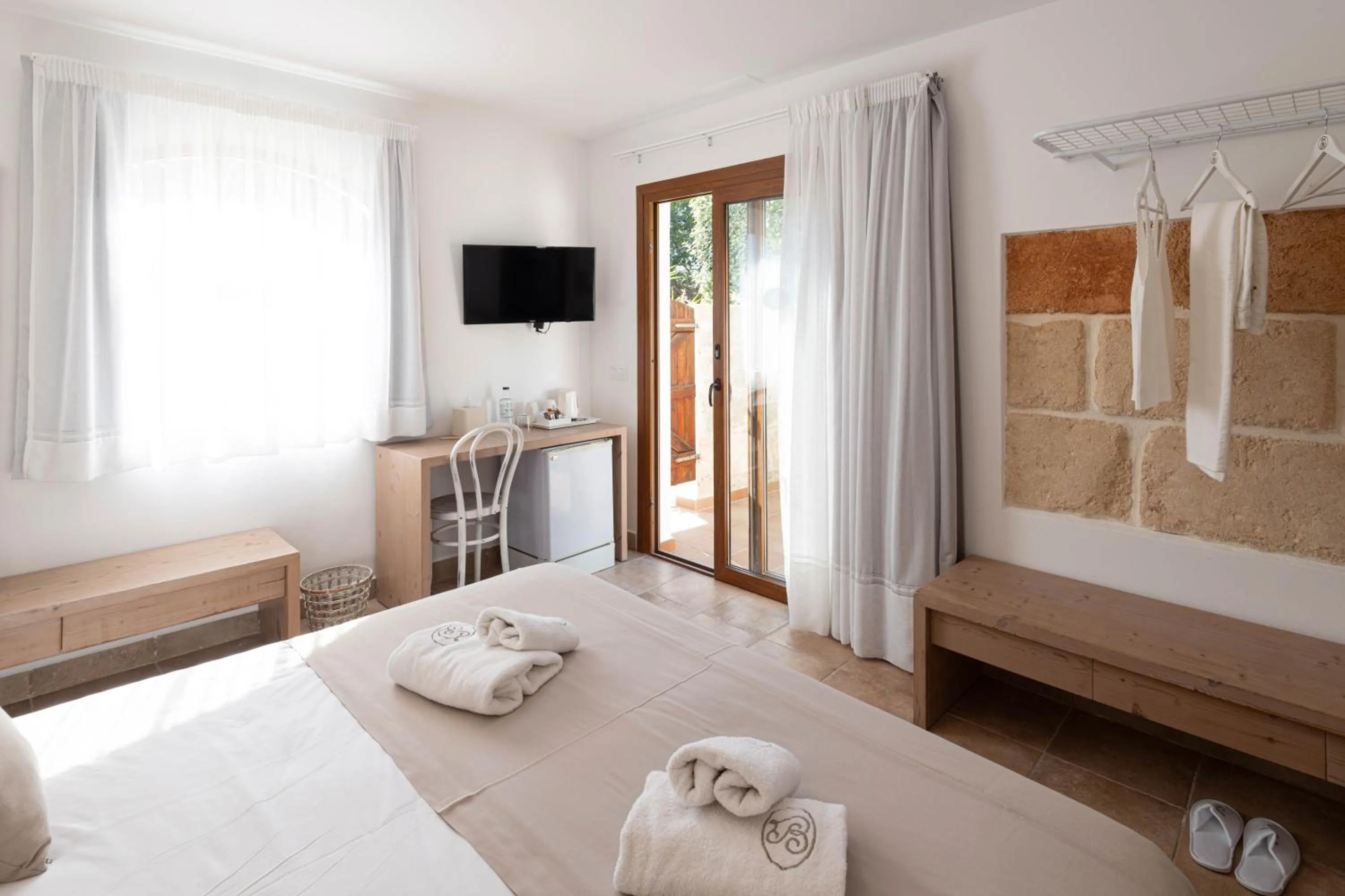 Bedroom, Bed in Agroturismo Son Juaneda