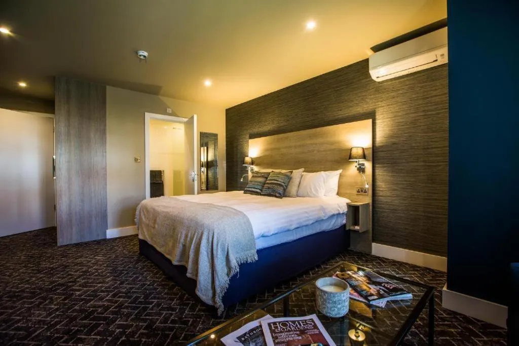 Bedroom, Bed in No 5 Bournemouth