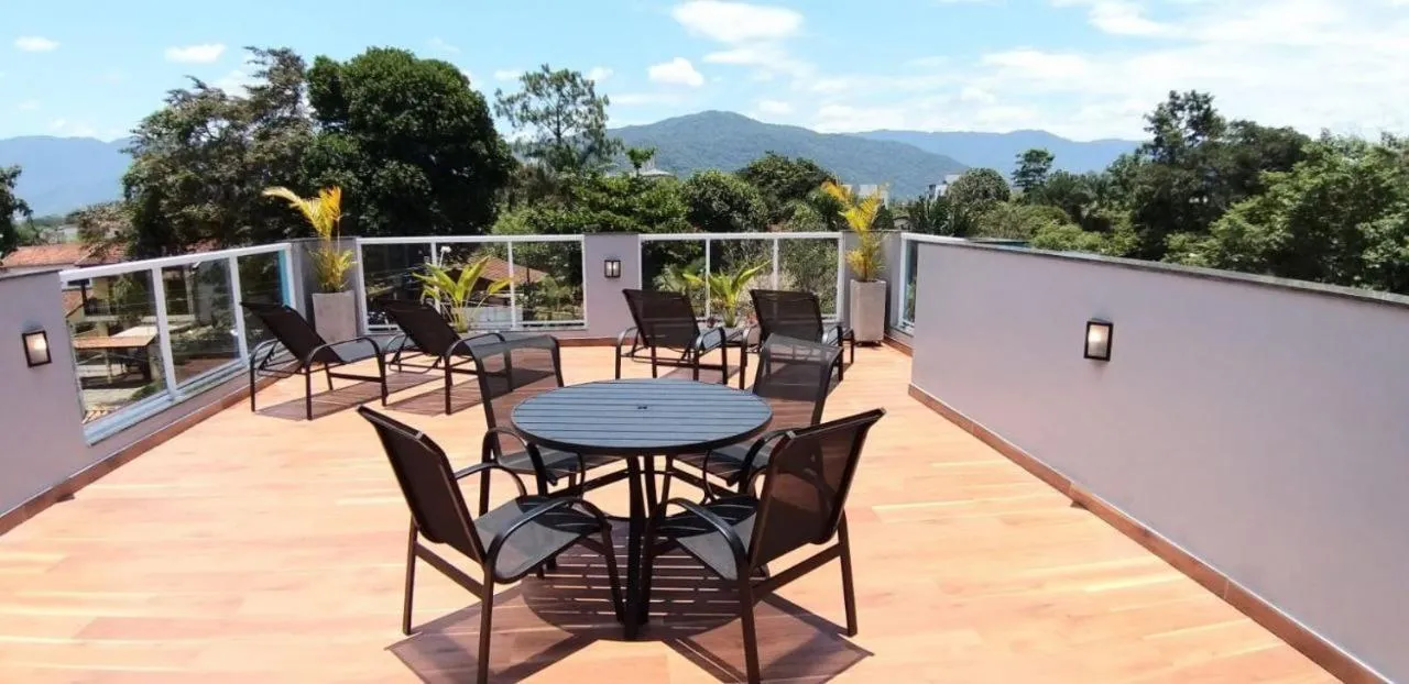 Pousada Solarium Flats Itagua Próximo ao Aquário e a Praça da Baleia