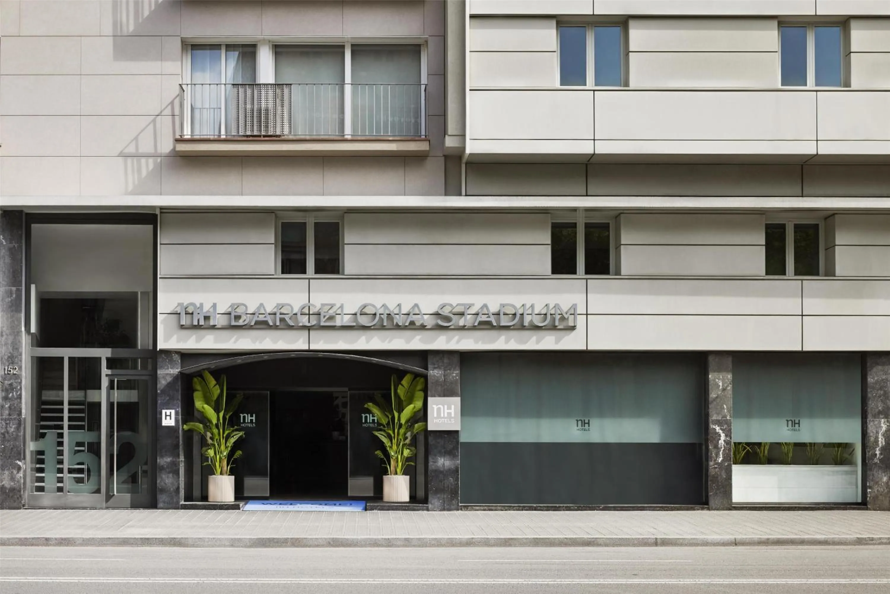 Property building in NH Barcelona Stadium