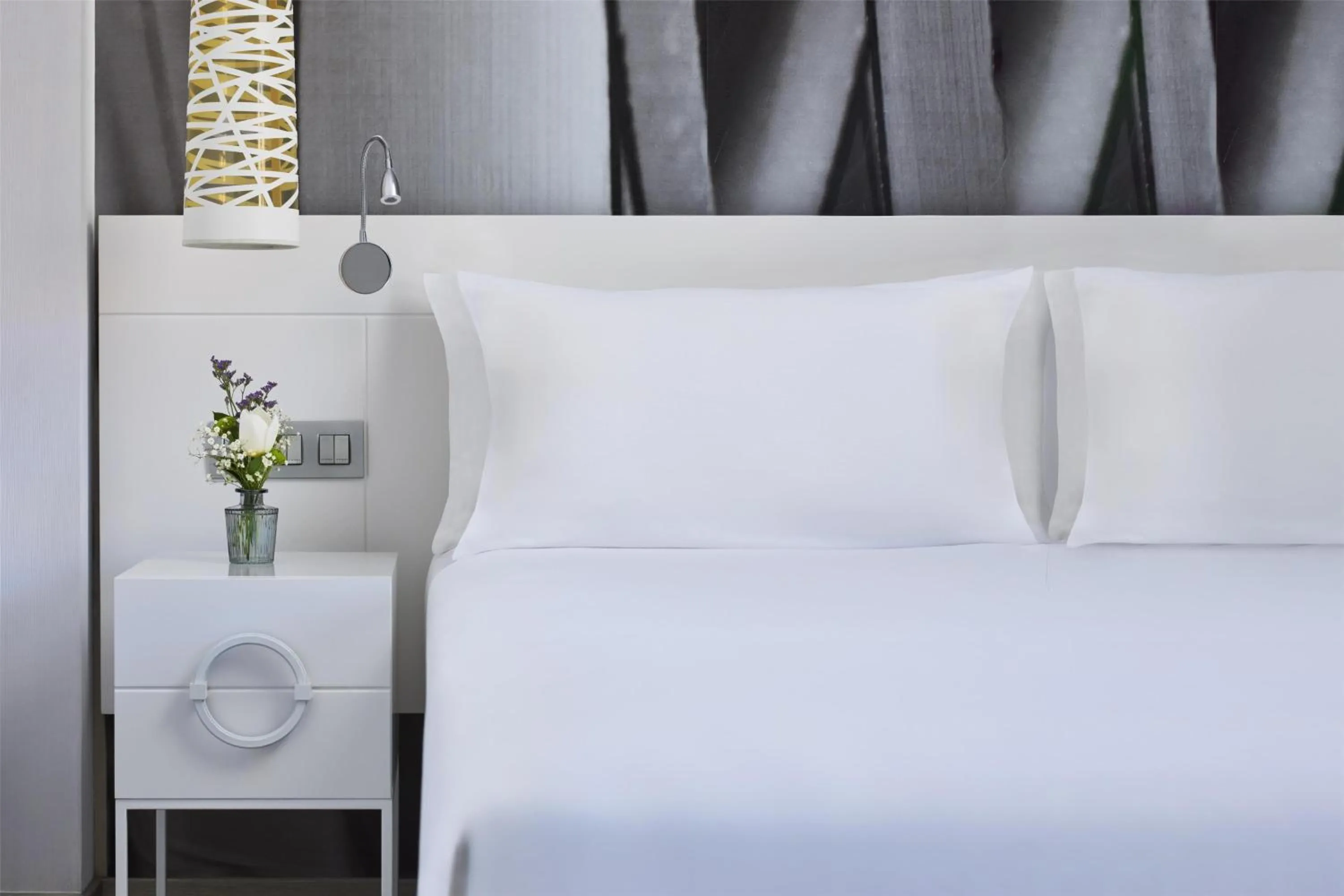 Bedroom, Bed in NH Barcelona Stadium