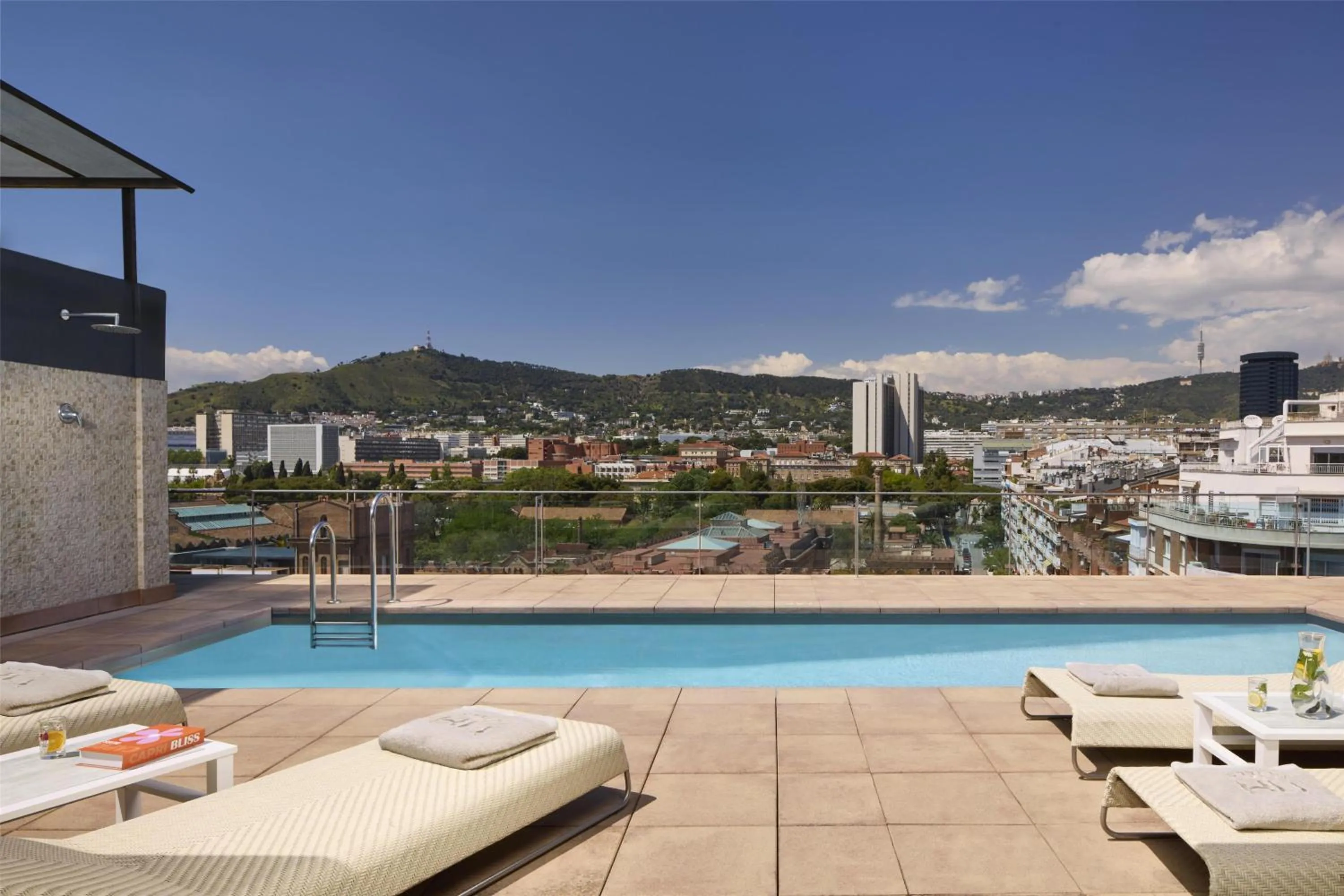 Pool view in NH Barcelona Stadium
