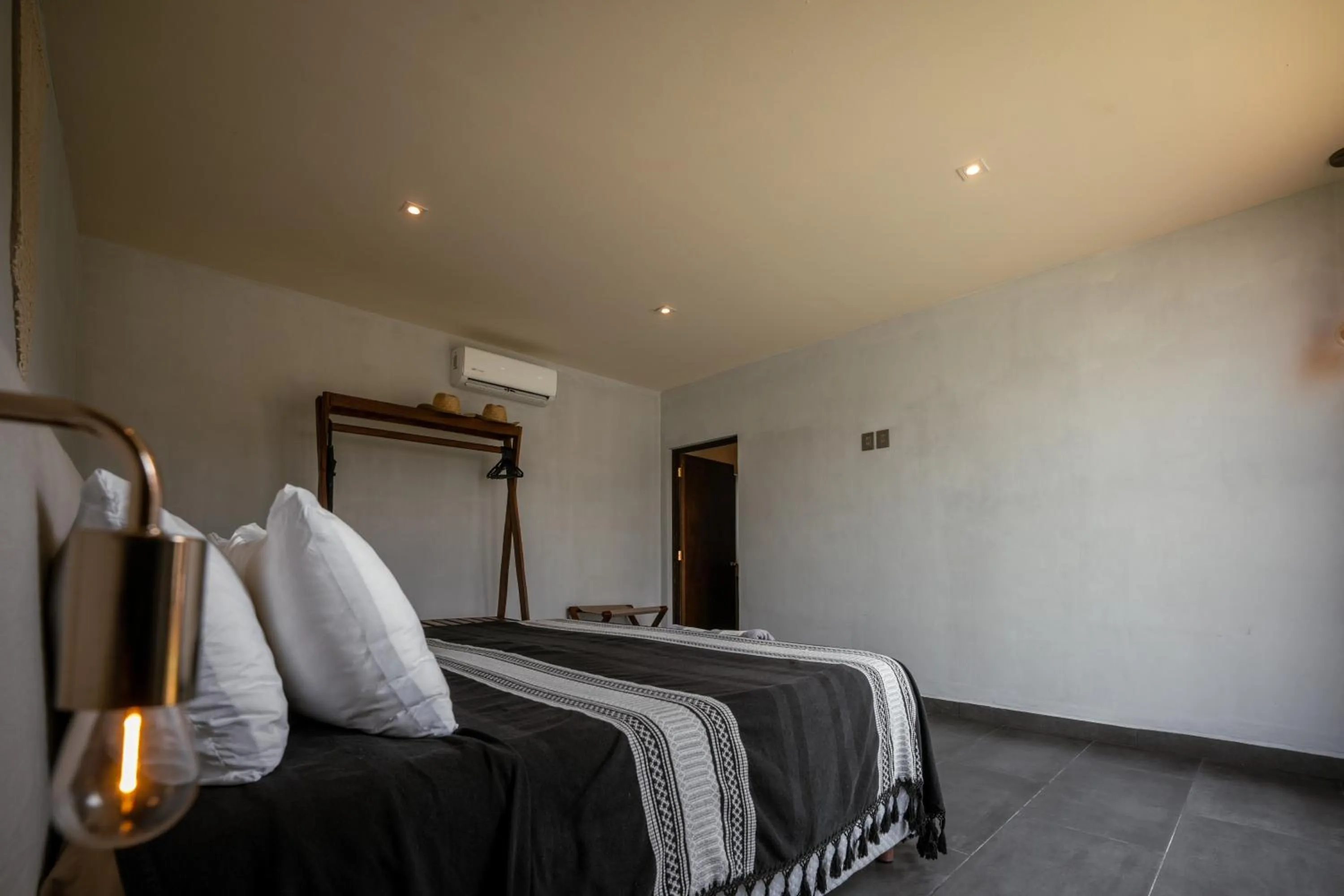 Bed in Bora Boutique - Adults Only