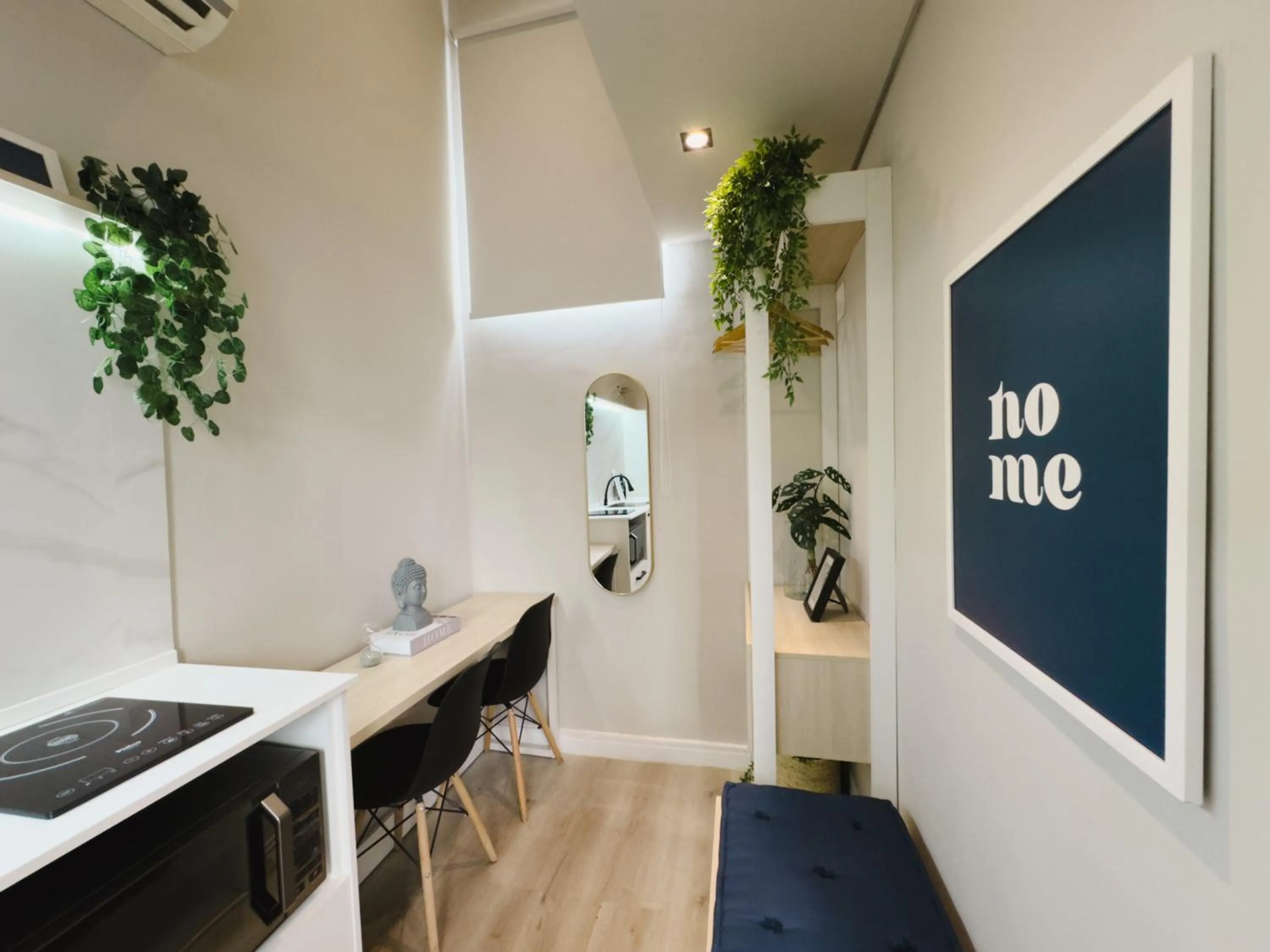 Photo of the whole room in Apê Paulista Alameda Santos