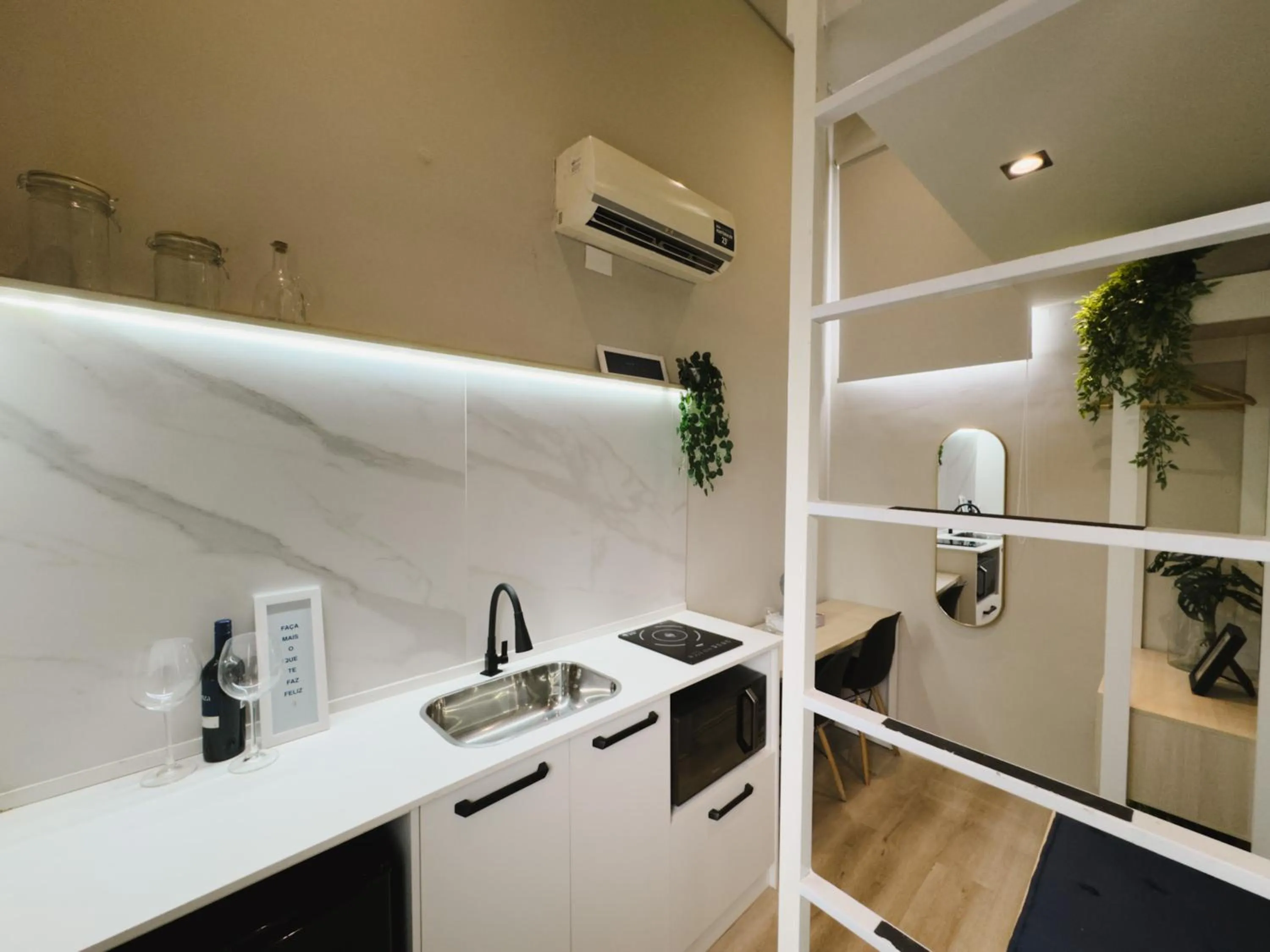 Kitchen or kitchenette in Apê Paulista Alameda Santos