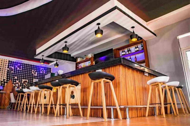 Lounge or bar in Romeos Hotel