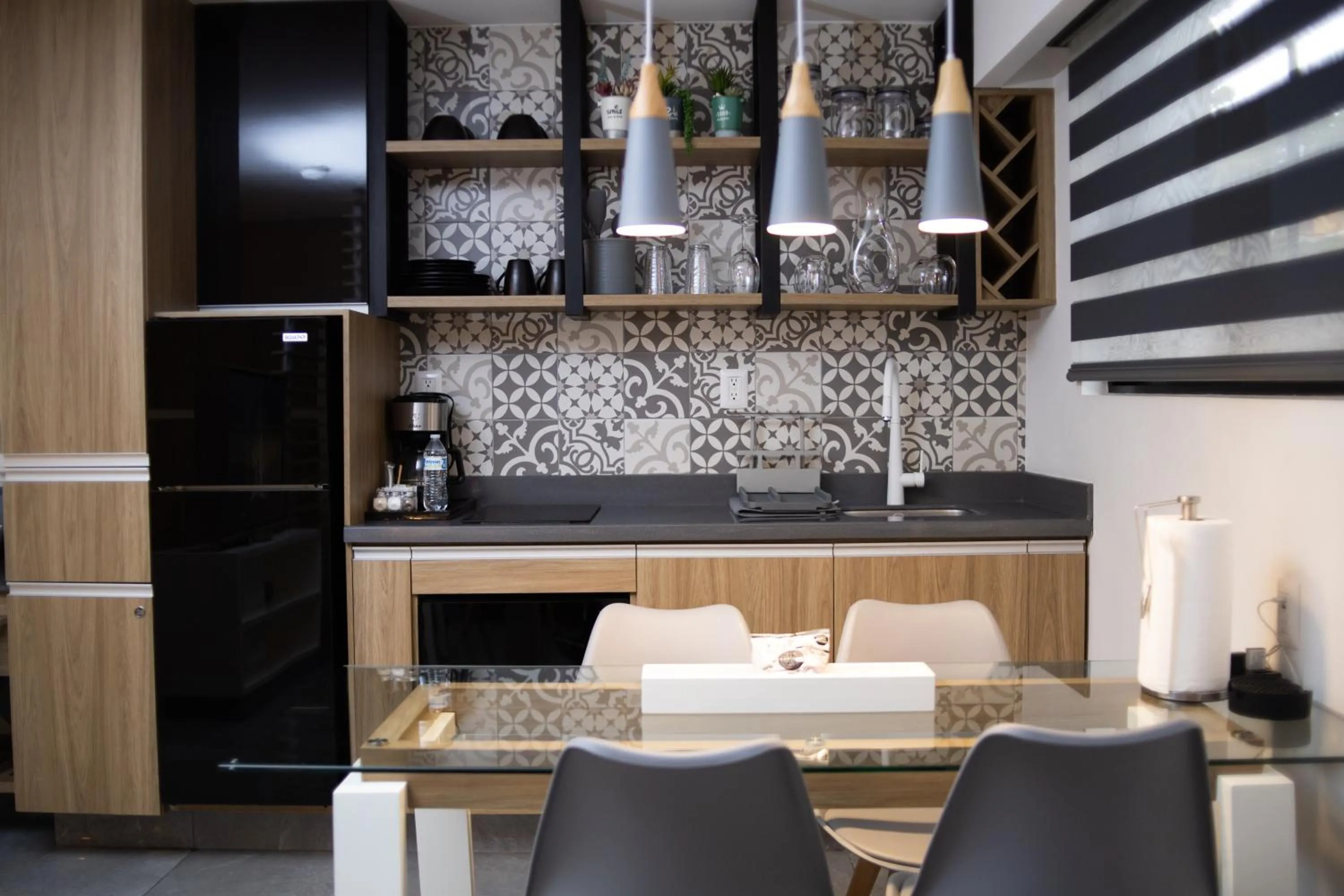 Kitchen or kitchenette in The Lu'um House