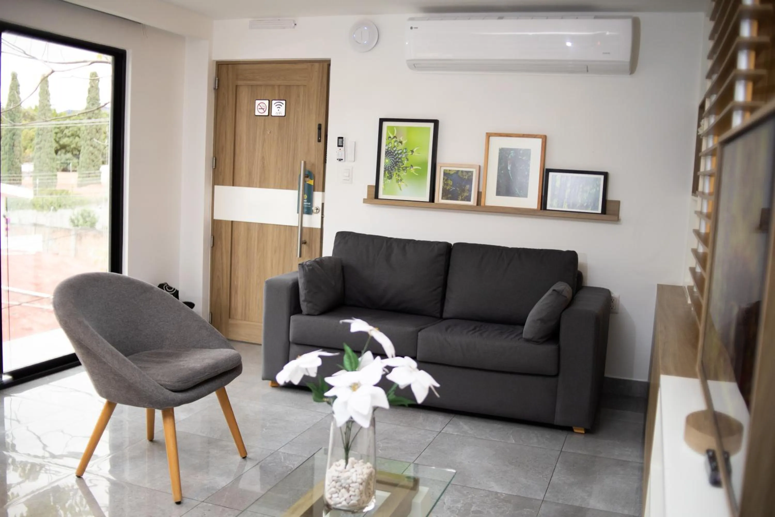 Living room in The Lu'um House