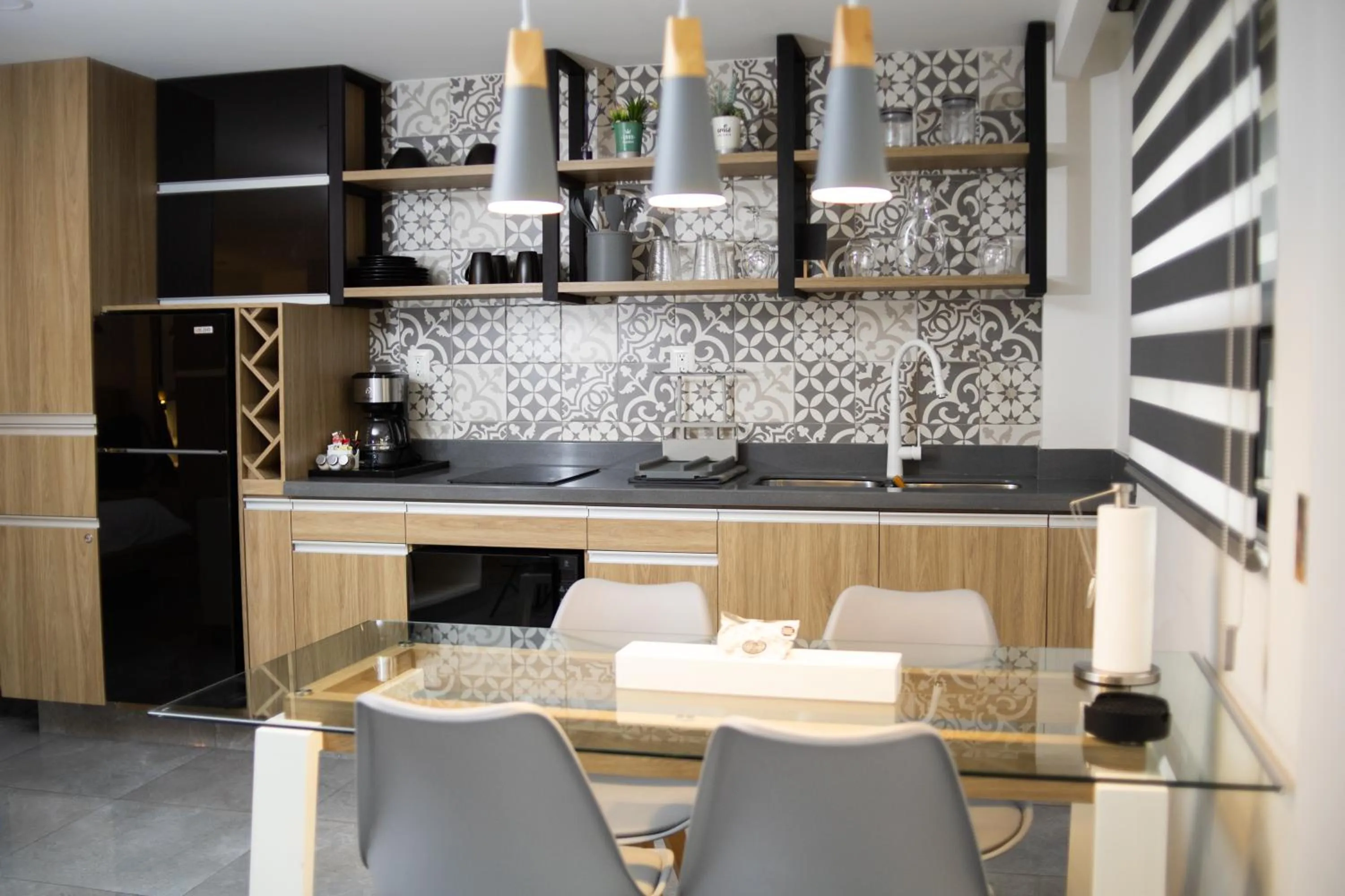 Kitchen or kitchenette in The Lu'um House