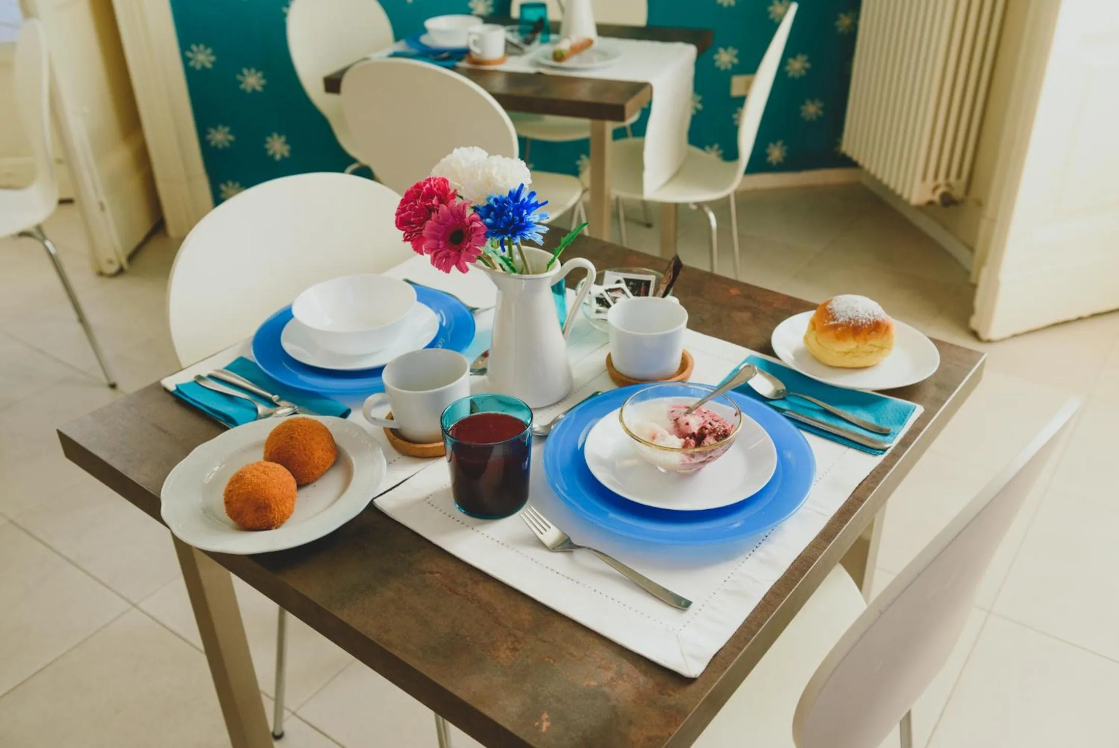 Food and drinks in Bellini Home B&B