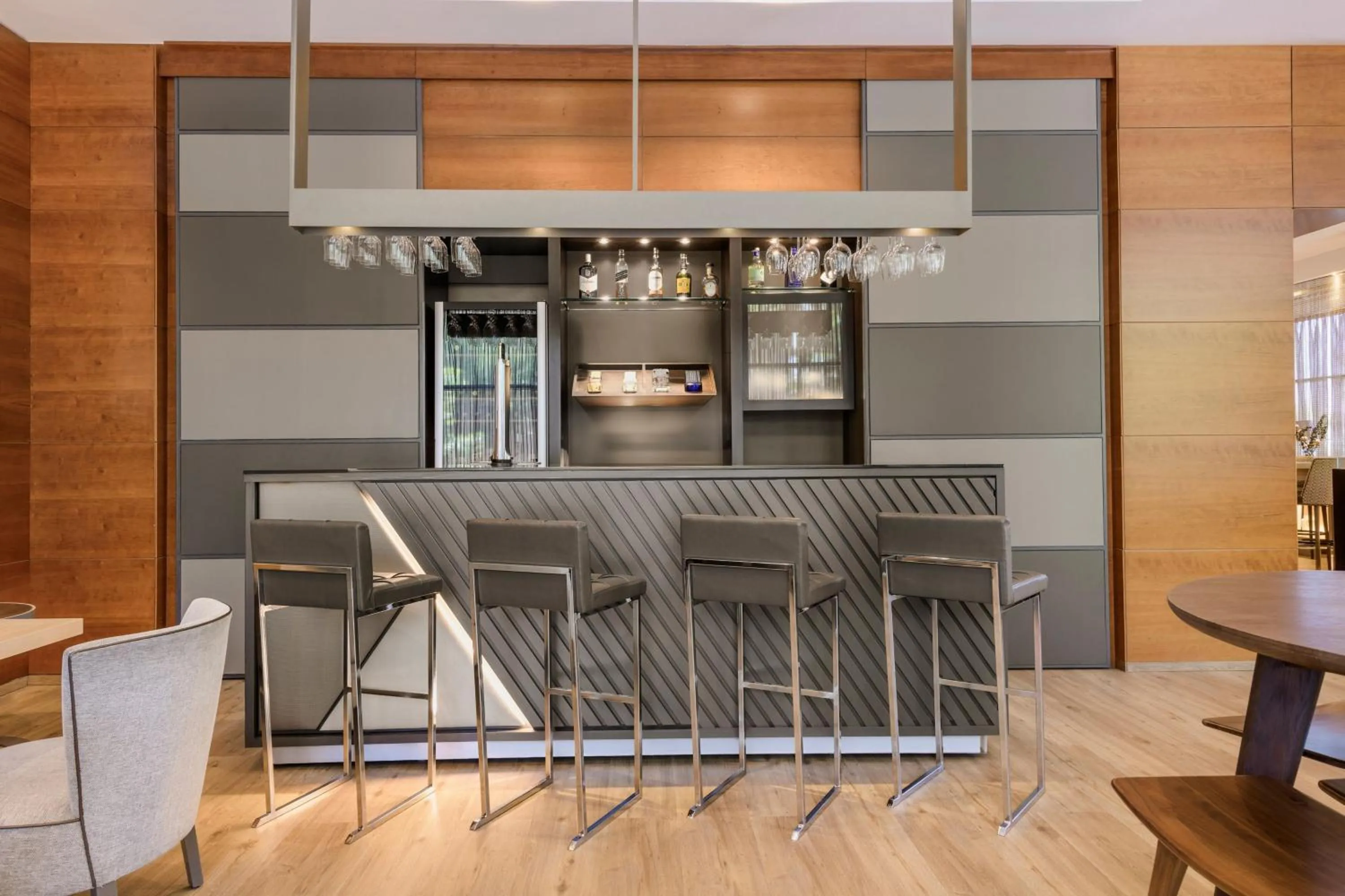 Lounge or bar in AC Hotel Guadalajara by Marriott, Spain