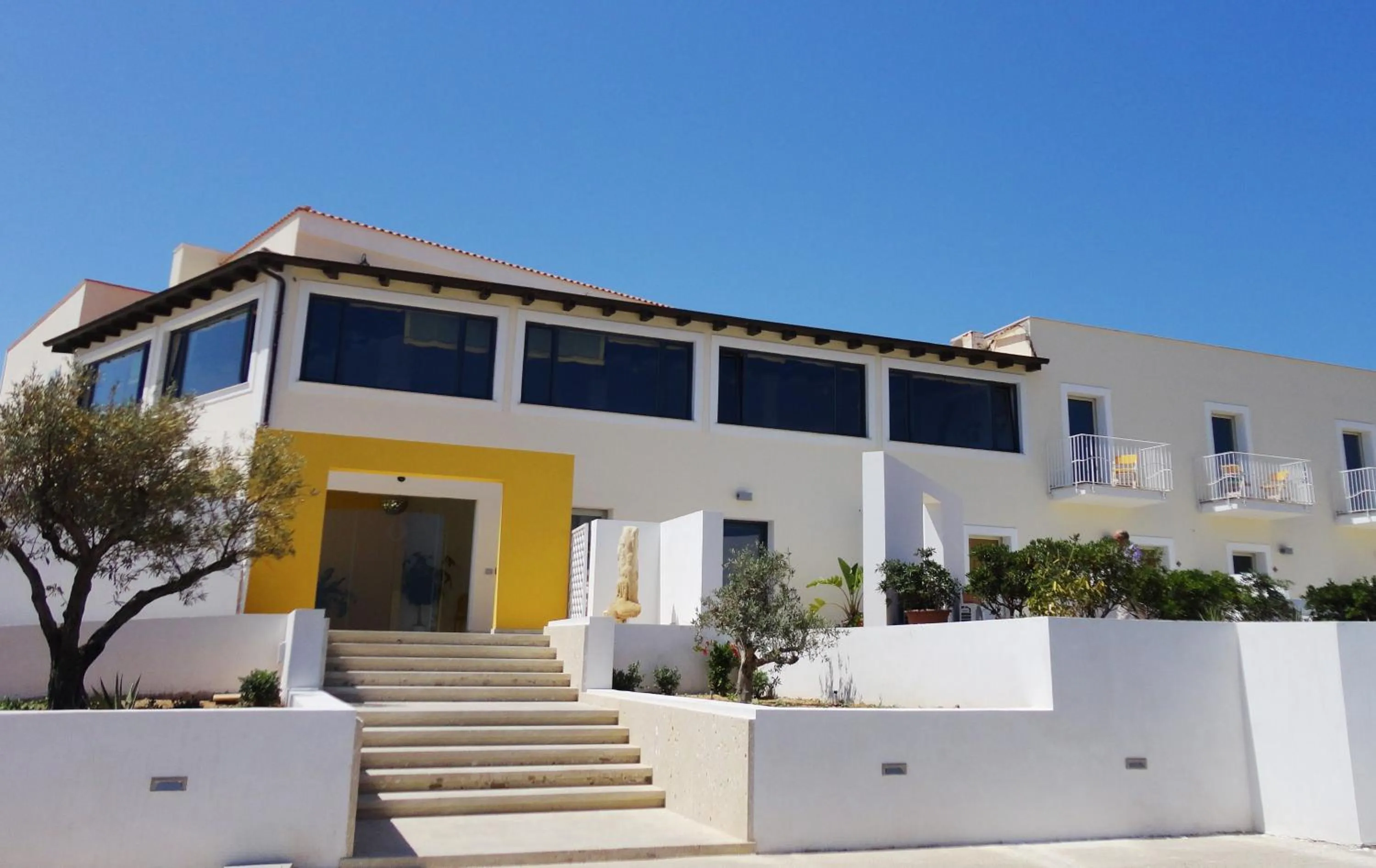 Facade/entrance in Hotel Sole