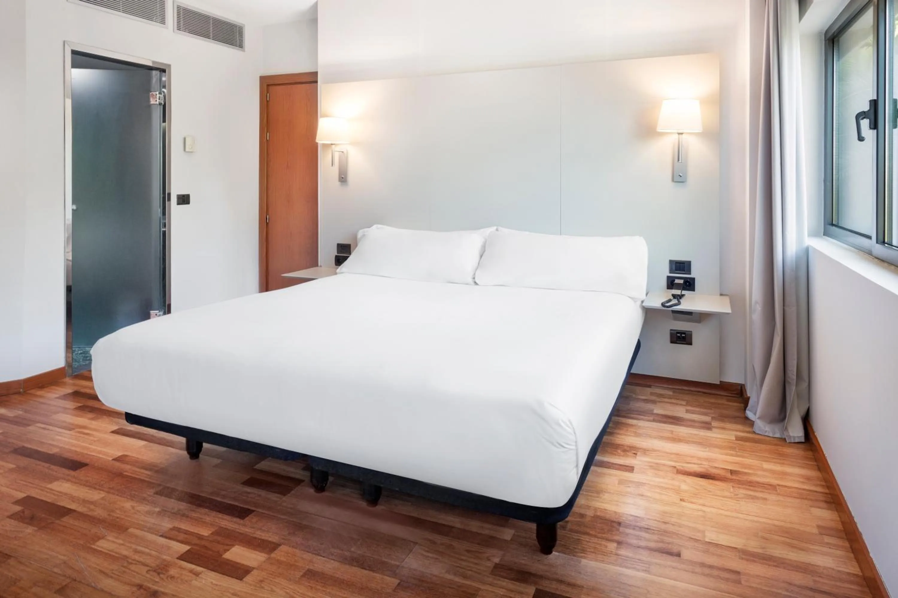 Bed in B&B HOTEL Jerez