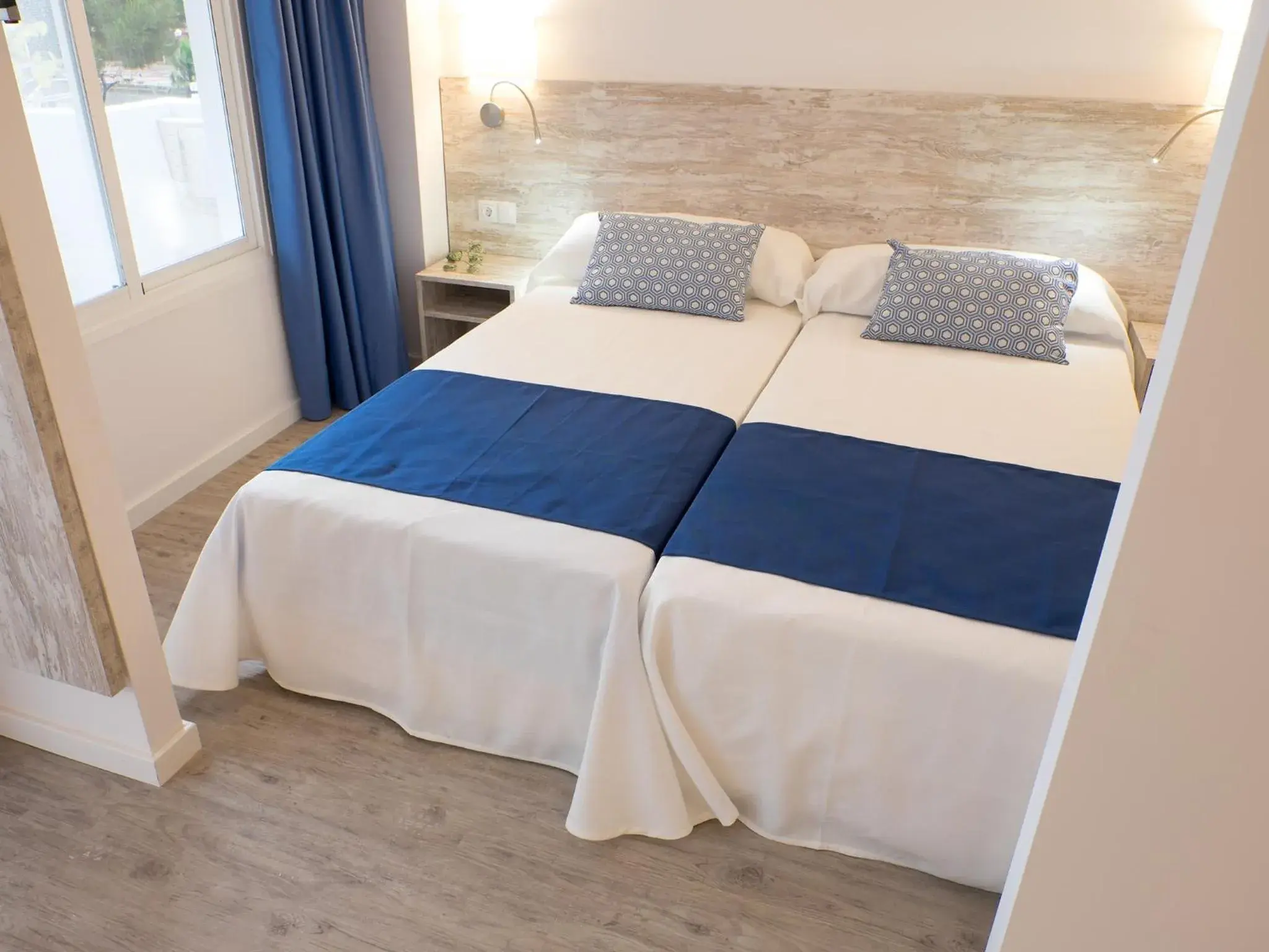 Balcony/Terrace, Bed in BelleVue Club Balcony/Terrace, Bed in BelleVue Club