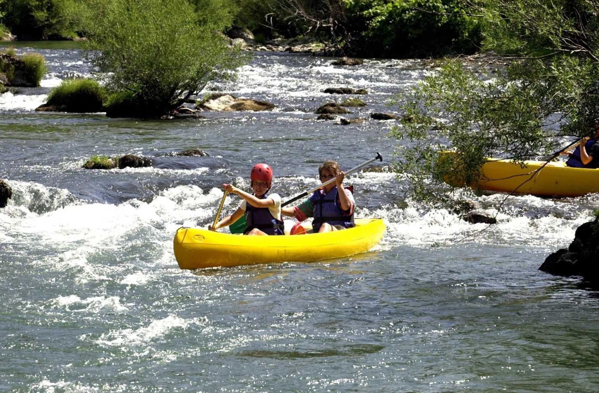Canoeing in Le Hameau des Genets