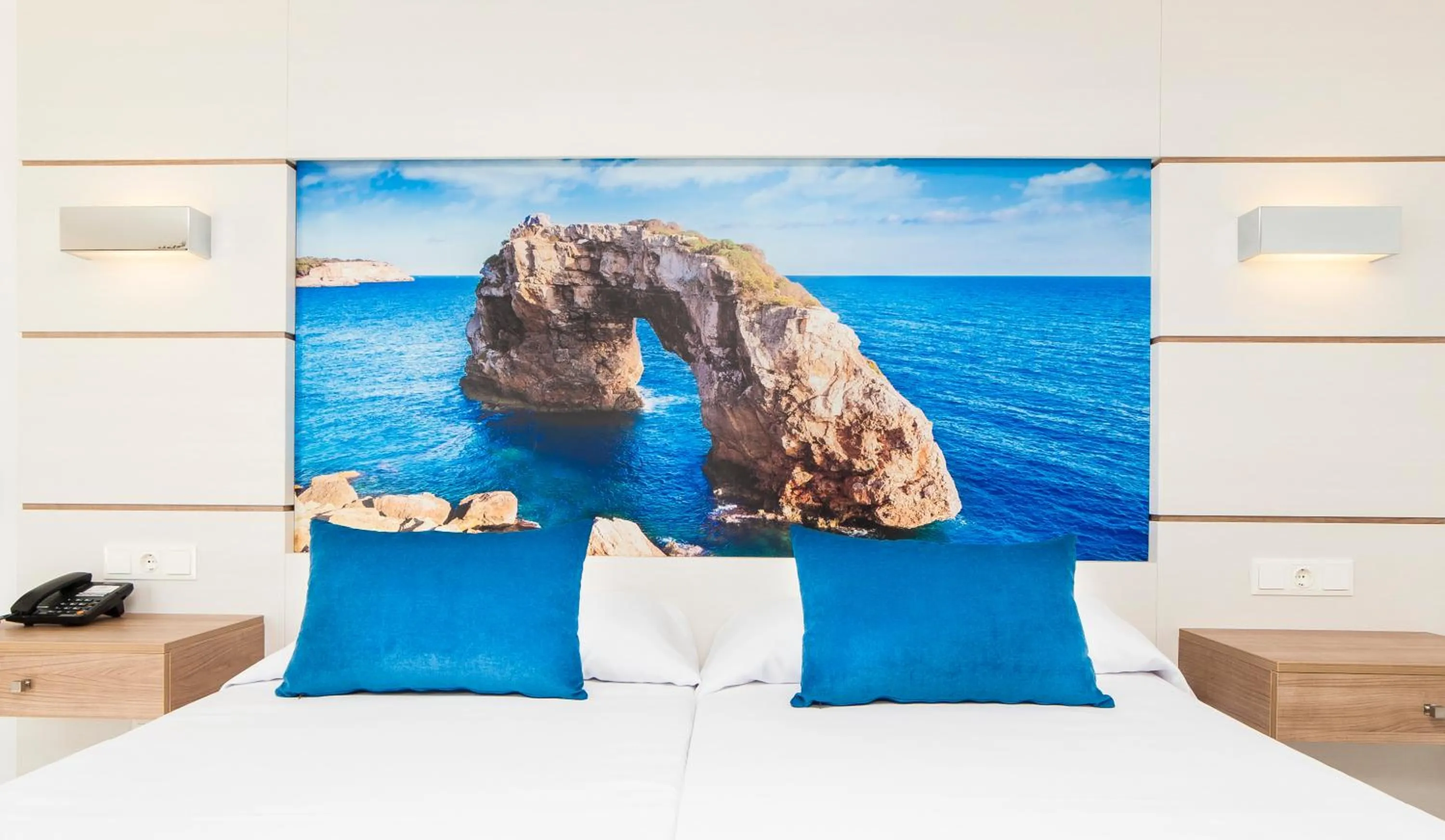 Bed in Globales America