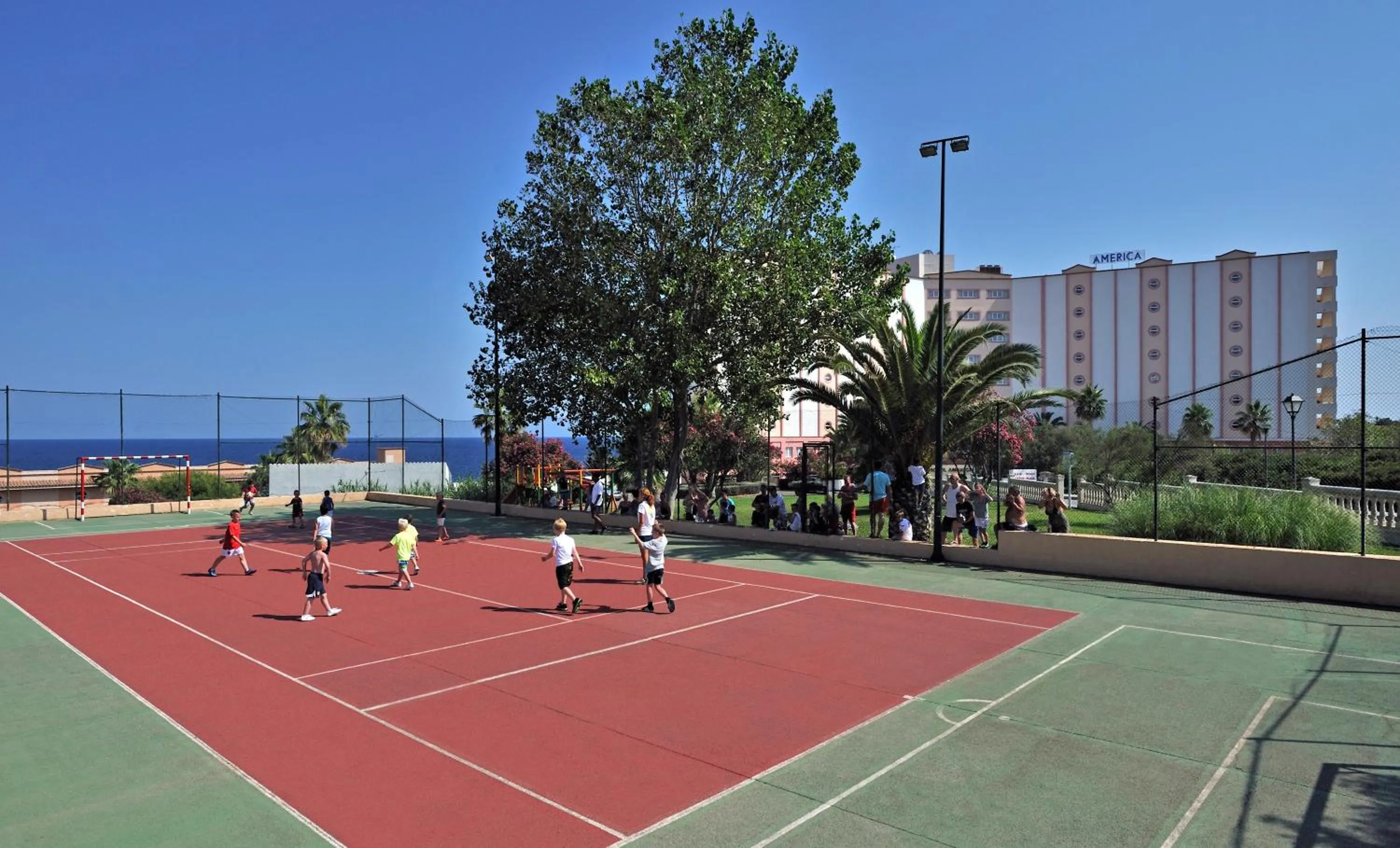 Decorative detail in Globales America