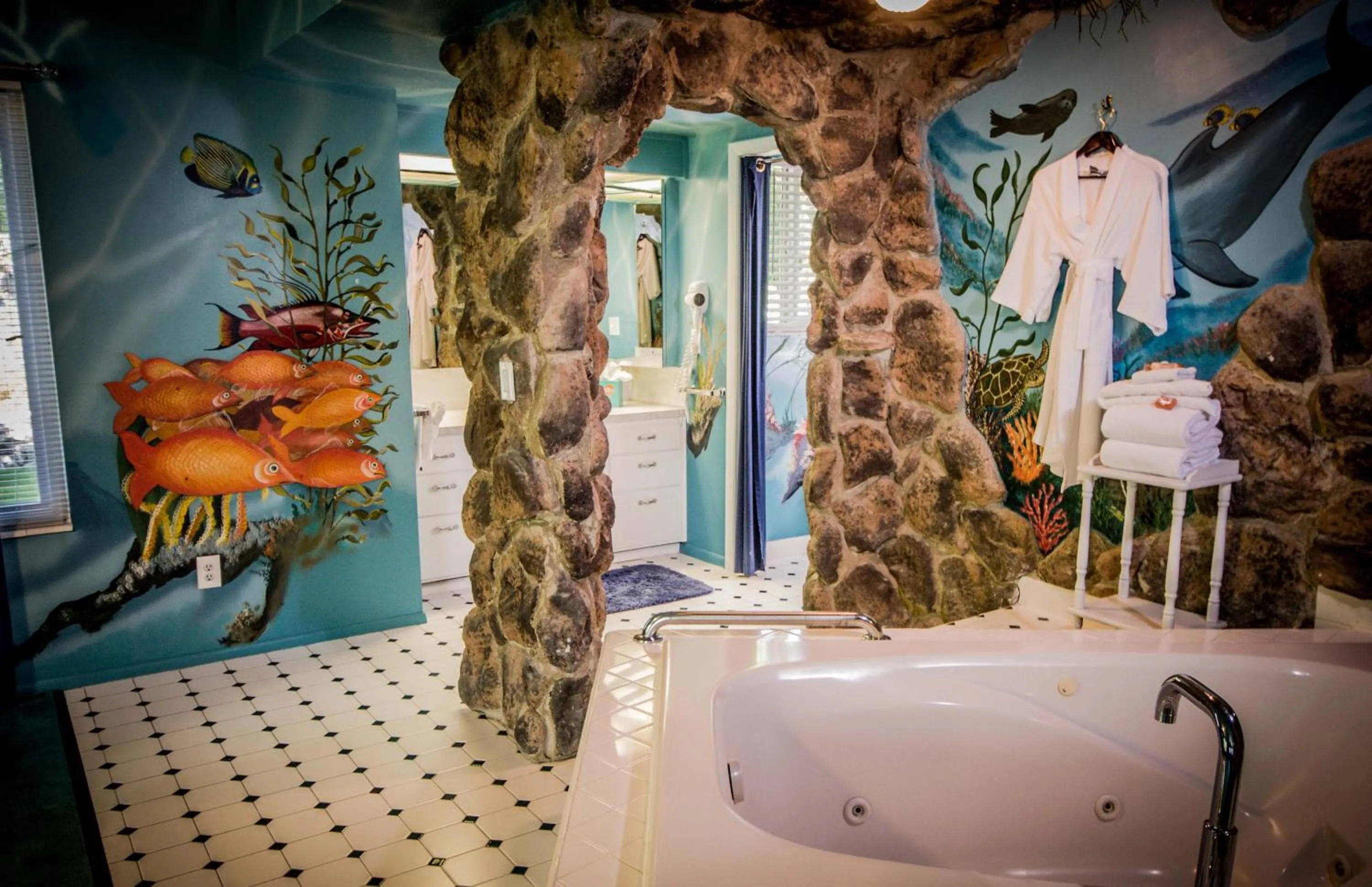 Bathroom in The Anniversary Inn - Logan