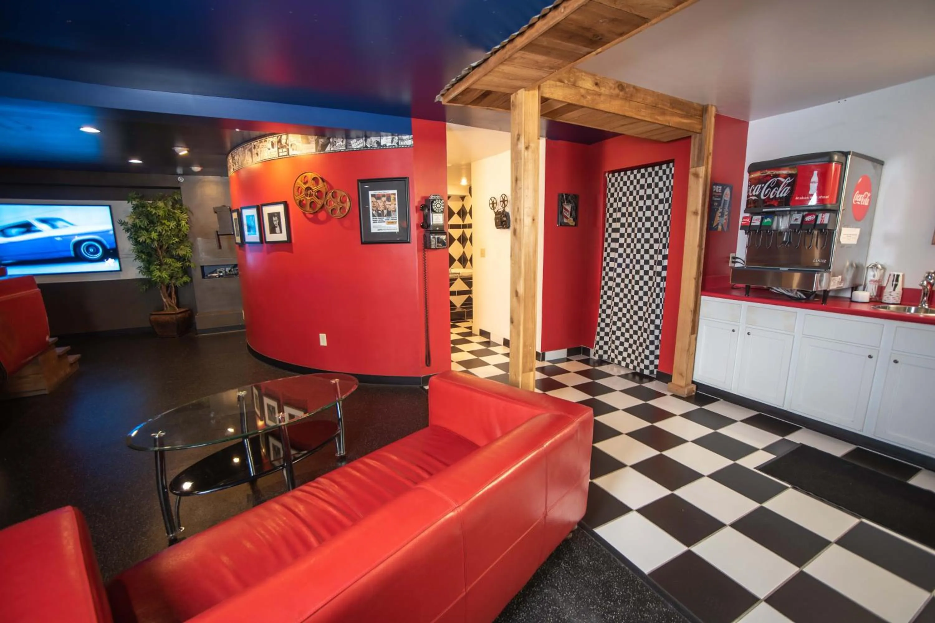 Living room in The Anniversary Inn - Logan