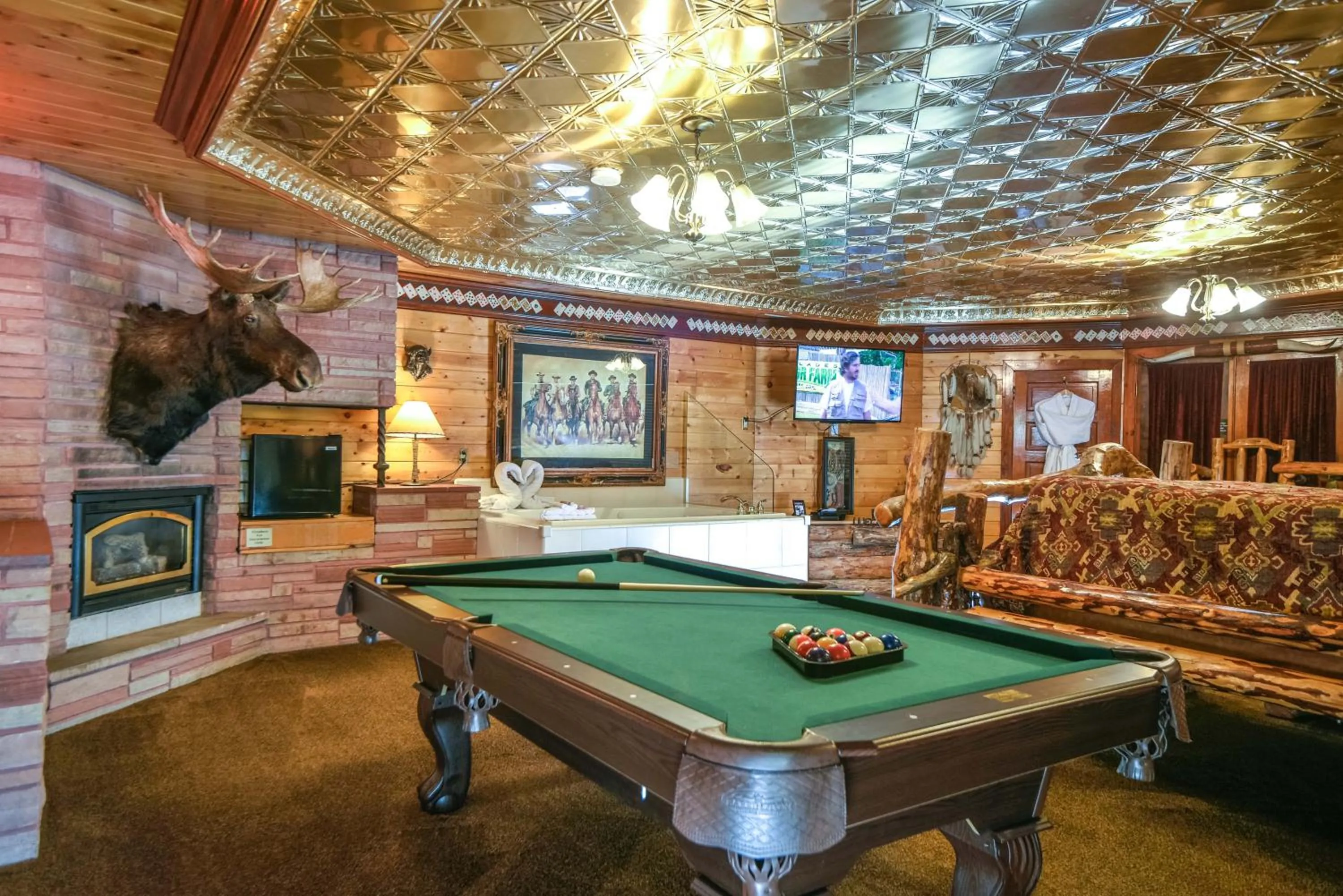 Photo of the whole room in The Anniversary Inn - Logan