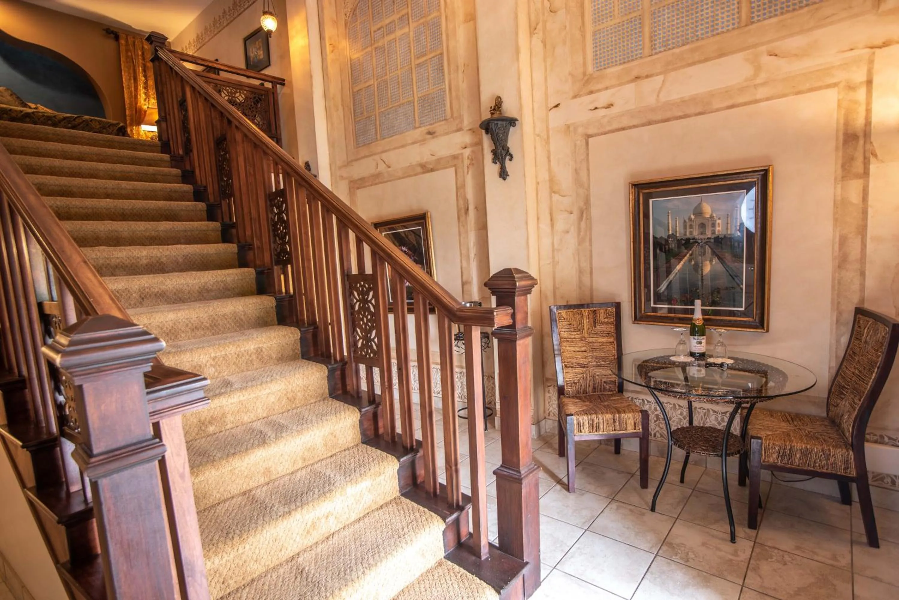 Seating area in The Anniversary Inn - Logan