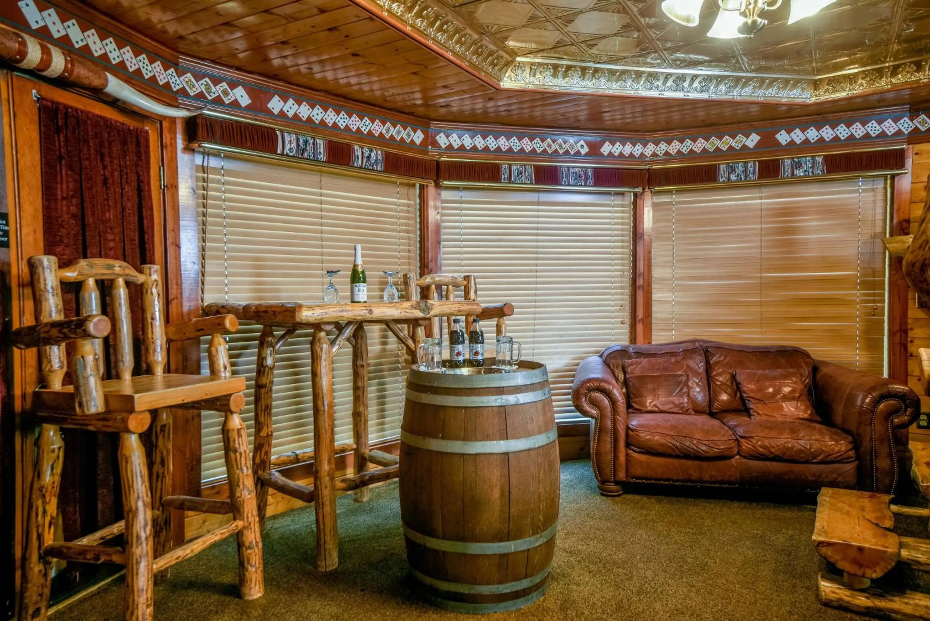 Living room in The Anniversary Inn - Logan