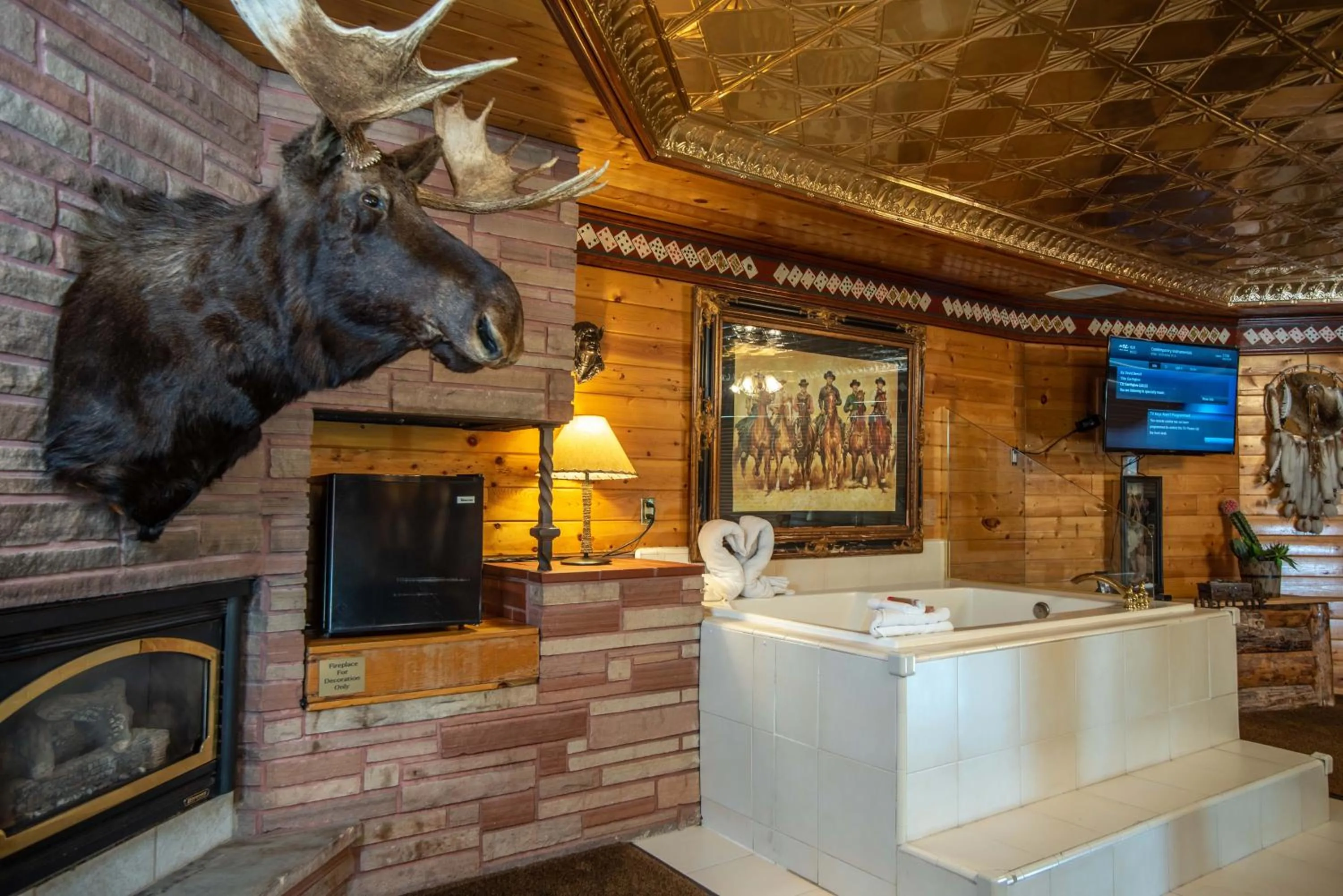 flat iron in The Anniversary Inn - Logan