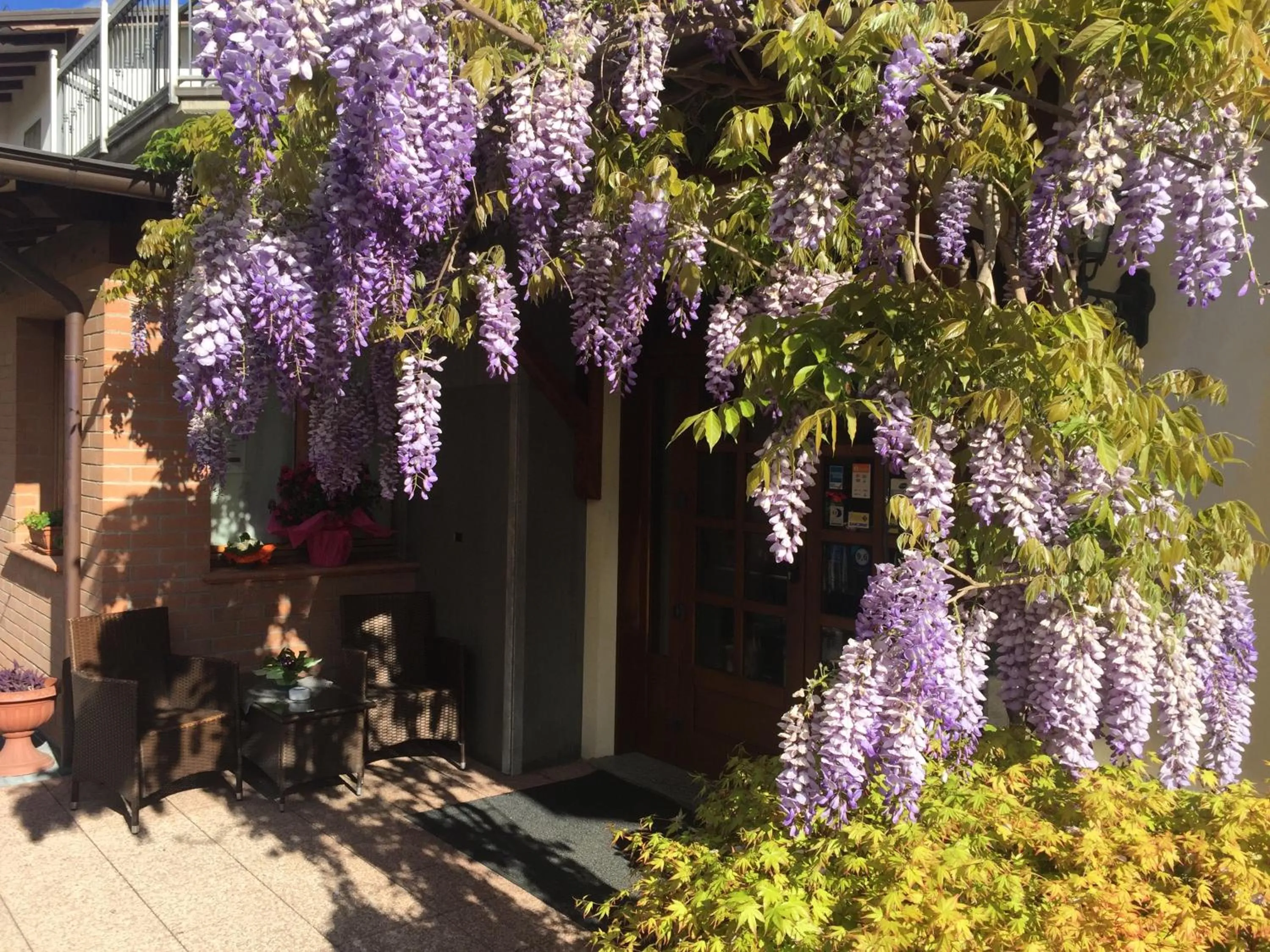 Property building in Hotel Ferro di Cavallo