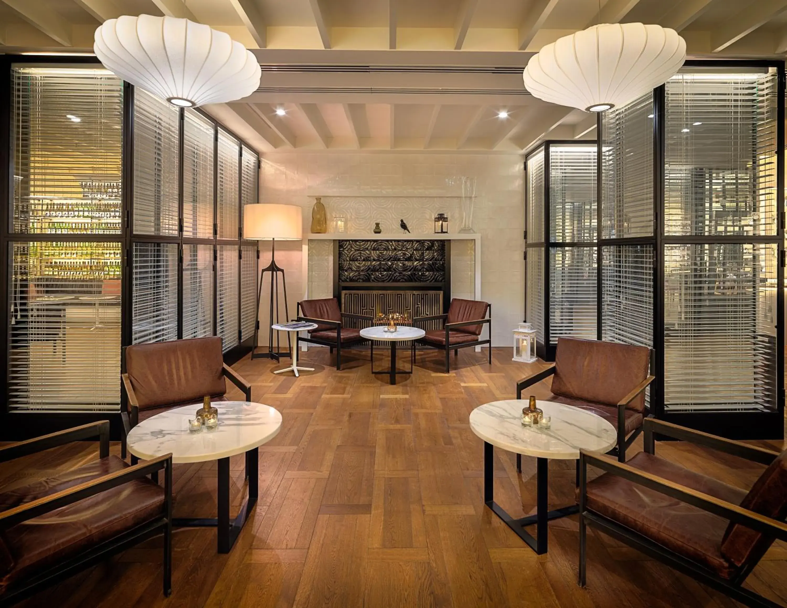 Lounge or bar in H10 Universitat Lounge or bar in H10 Universitat