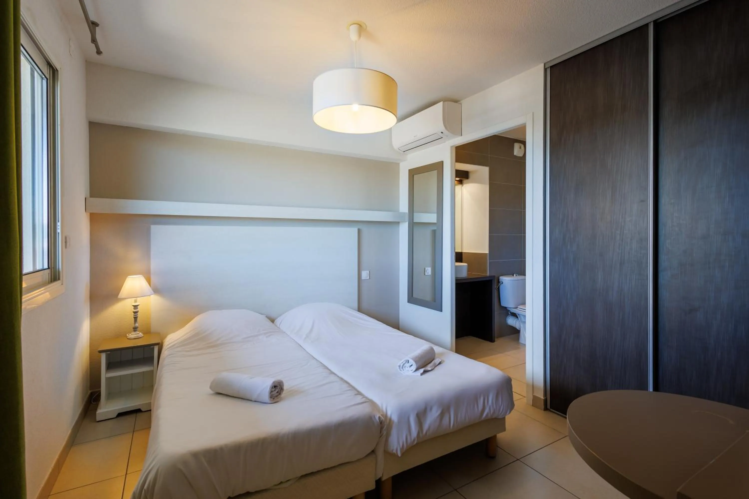 Bedroom, Bed in Residhotel Résidence Pont du Gard