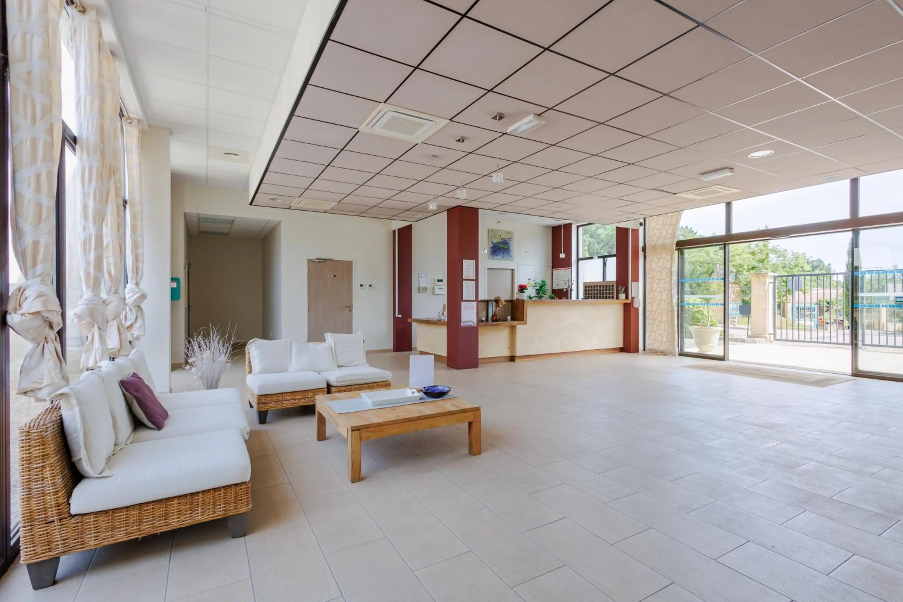 Lobby or reception in Residhotel Résidence Pont du Gard