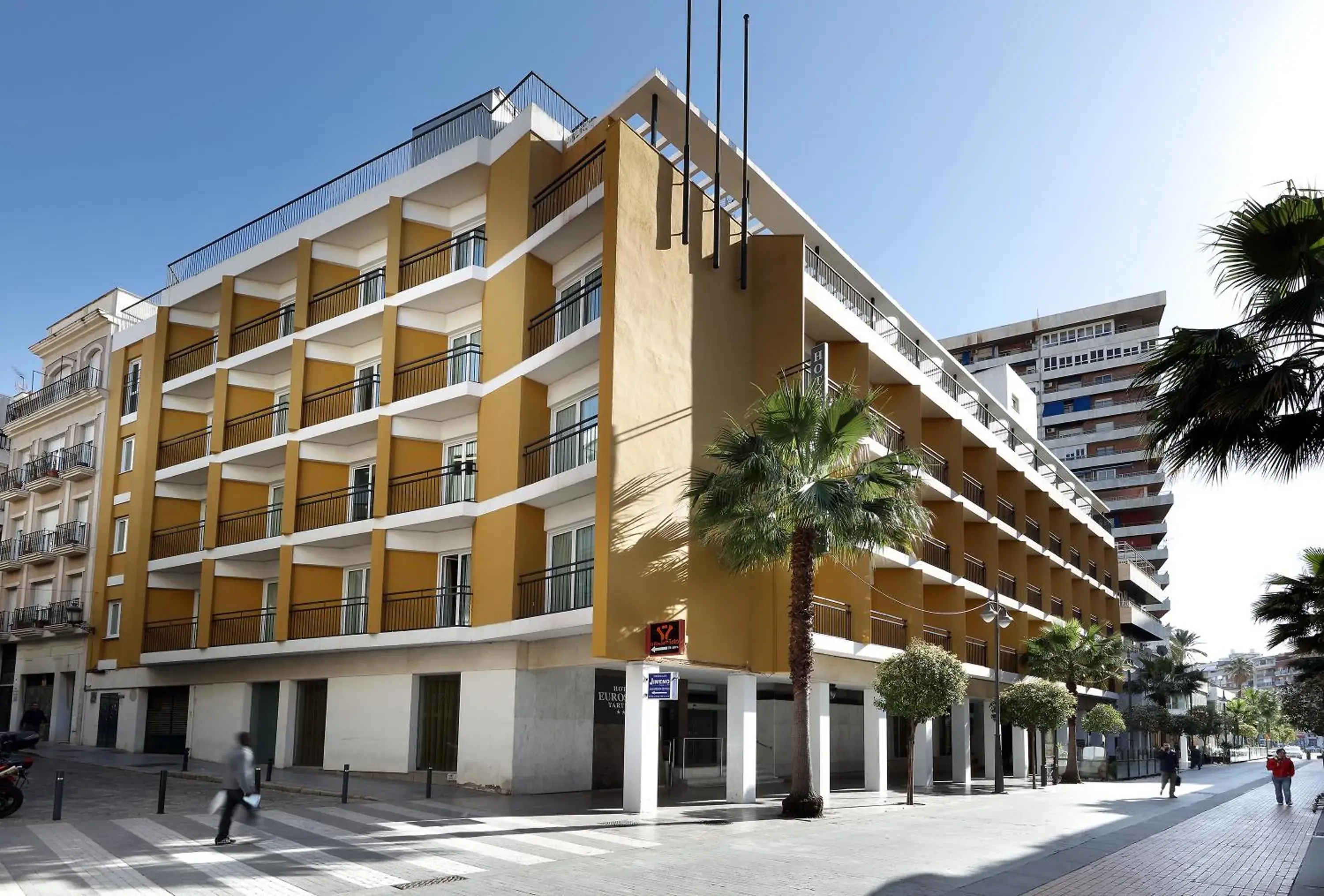 Property building in Exe Tartessos Property building in Exe Tartessos