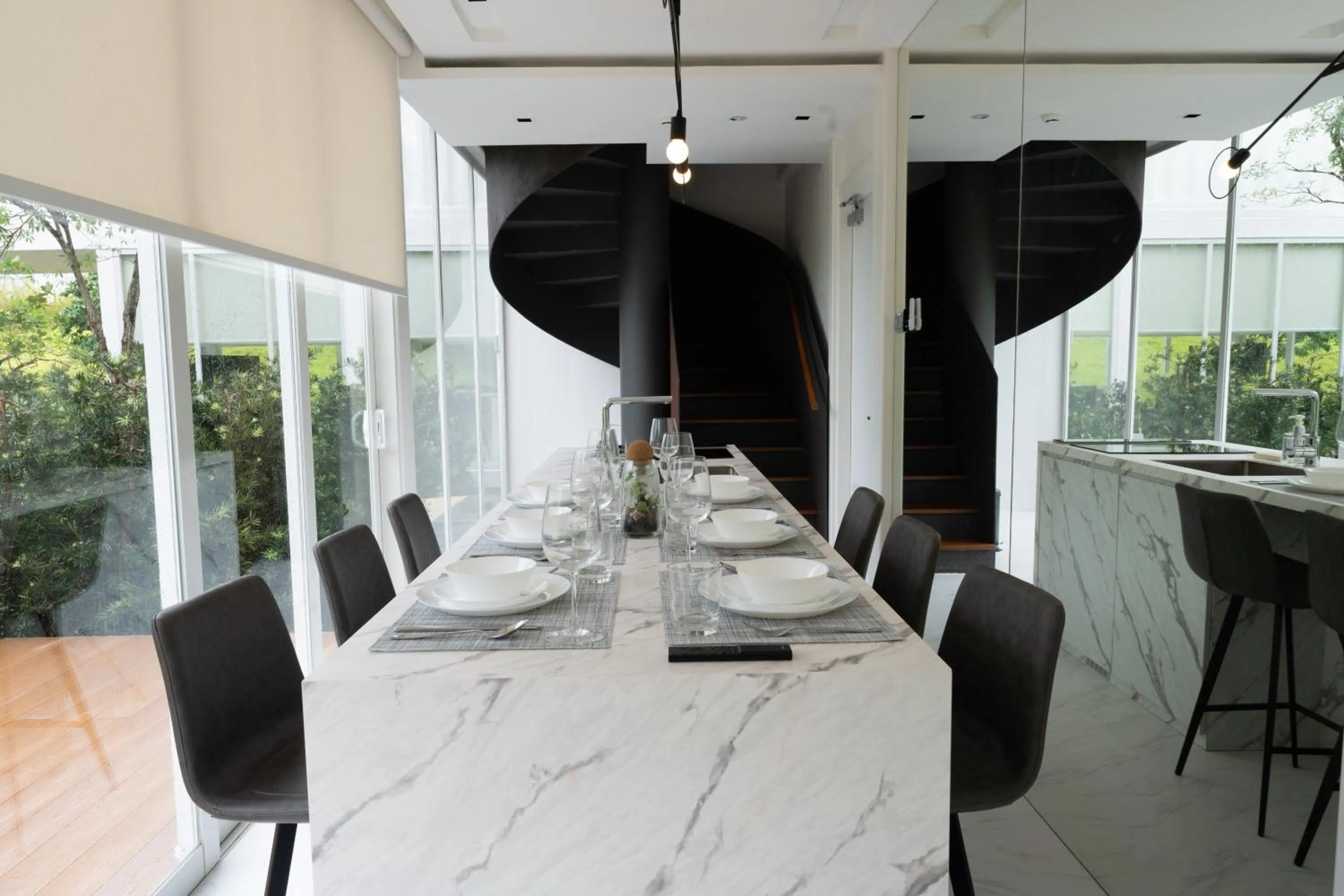 Dining area in Garden Pod at Gardens by the Bay