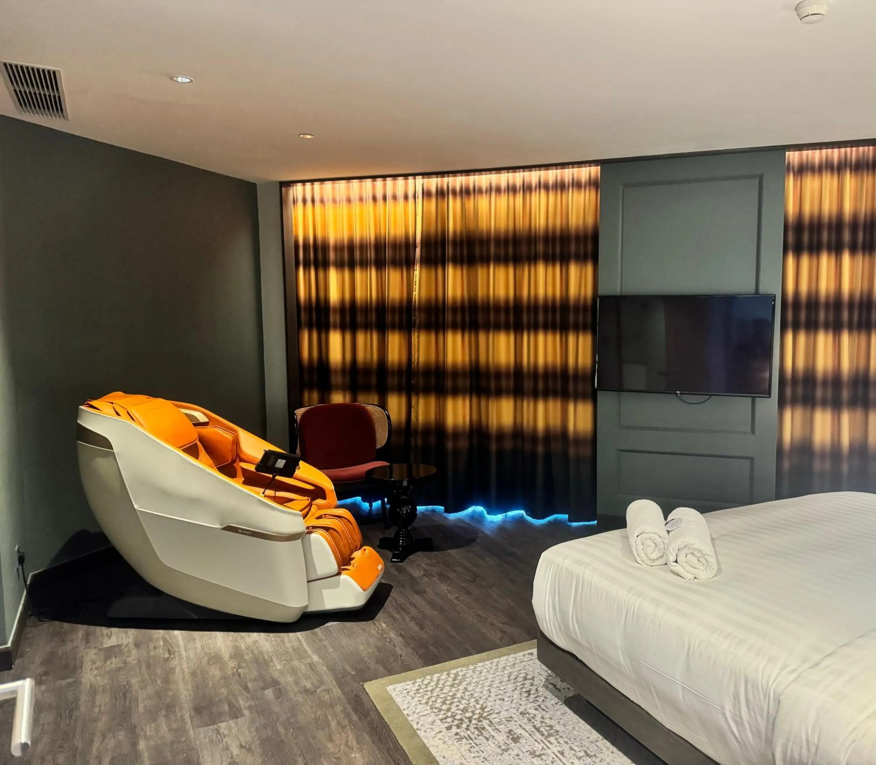 Bedroom, Bed in The George Penang by The Crest Collection