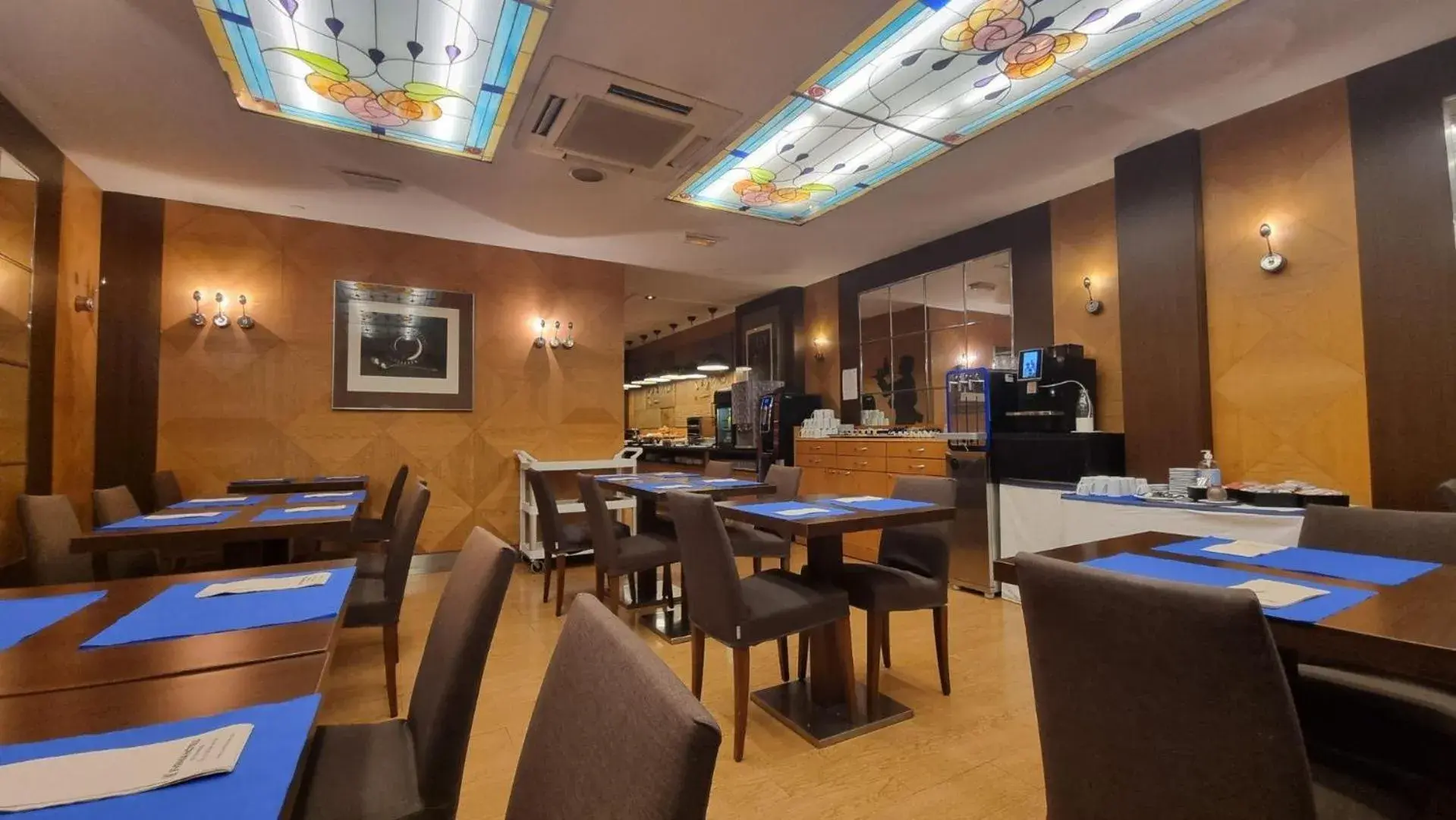 Restaurant/places to eat in Evenia Rocafort Restaurant/places to eat in Evenia Rocafort