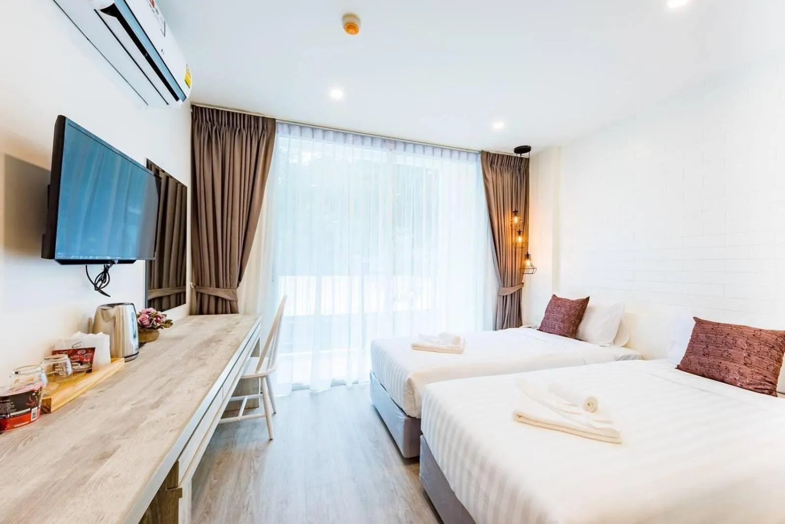 Photo of the whole room, Bed in LullaBella Hotel Patong